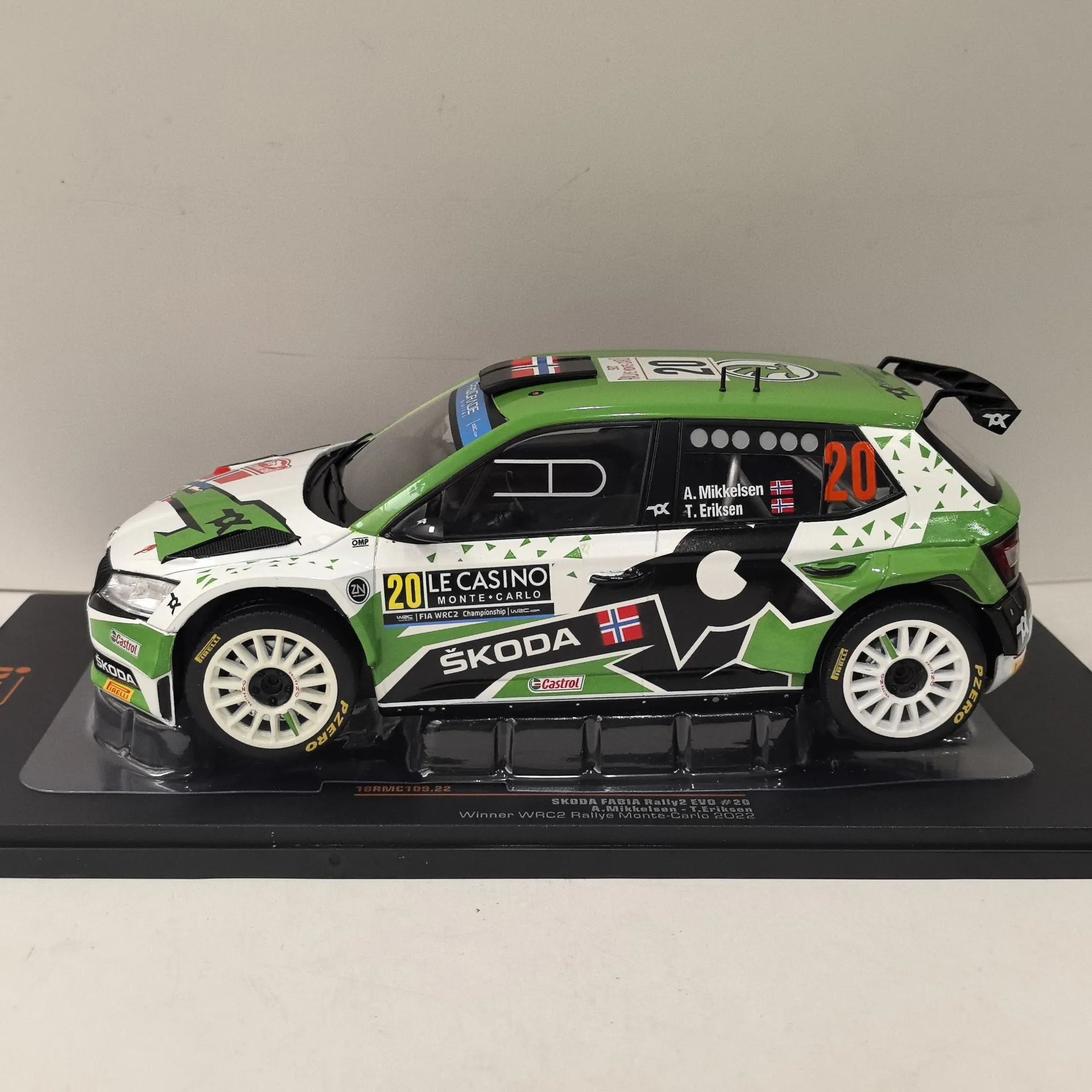 Diecast IXO 1/18 Scale SKODA FABIA R5 EVO #20 2022 Skoda Racing Alloy Car Mode Collectible Toy Gift Souvenir Display Ornament