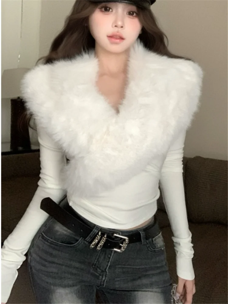 Chic Black White Fur Patchwork Slim Short Shirt Women 2025 New Spring Fashion V Neck T Shirt Long Sleeve Slim Fit Bottoming Top