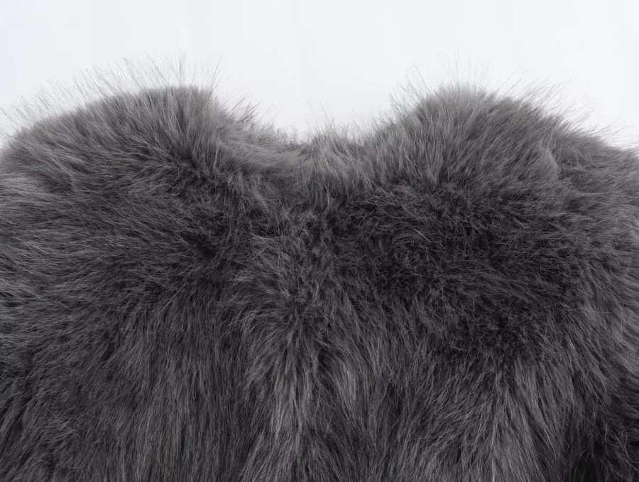 2025 Fall/Winter Faux Fur Jacket New Fashion Women's Faux Fur Coat Effect Round Neck Long Sleeve Short Jacket