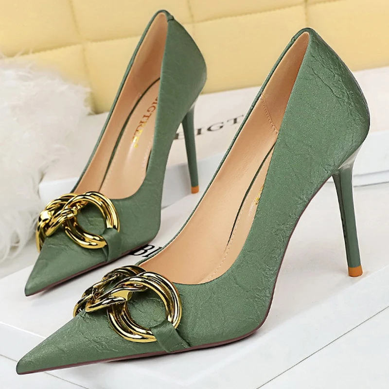 Women 7.5cm 9.5cm High Heels Escarpins Pumps Lady Metal Chain Low Heels Fetish Nightclub Slim Fit Party Green Office Prom Shoes