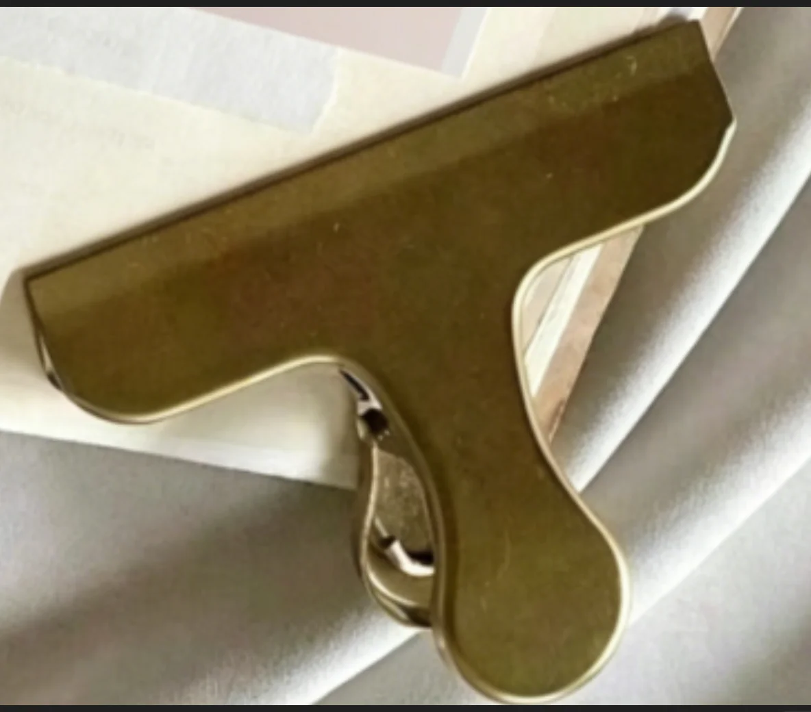

Light Luxury Gold Seal Clip, Stainless Steel Swallowtail Clip for Daily & Office