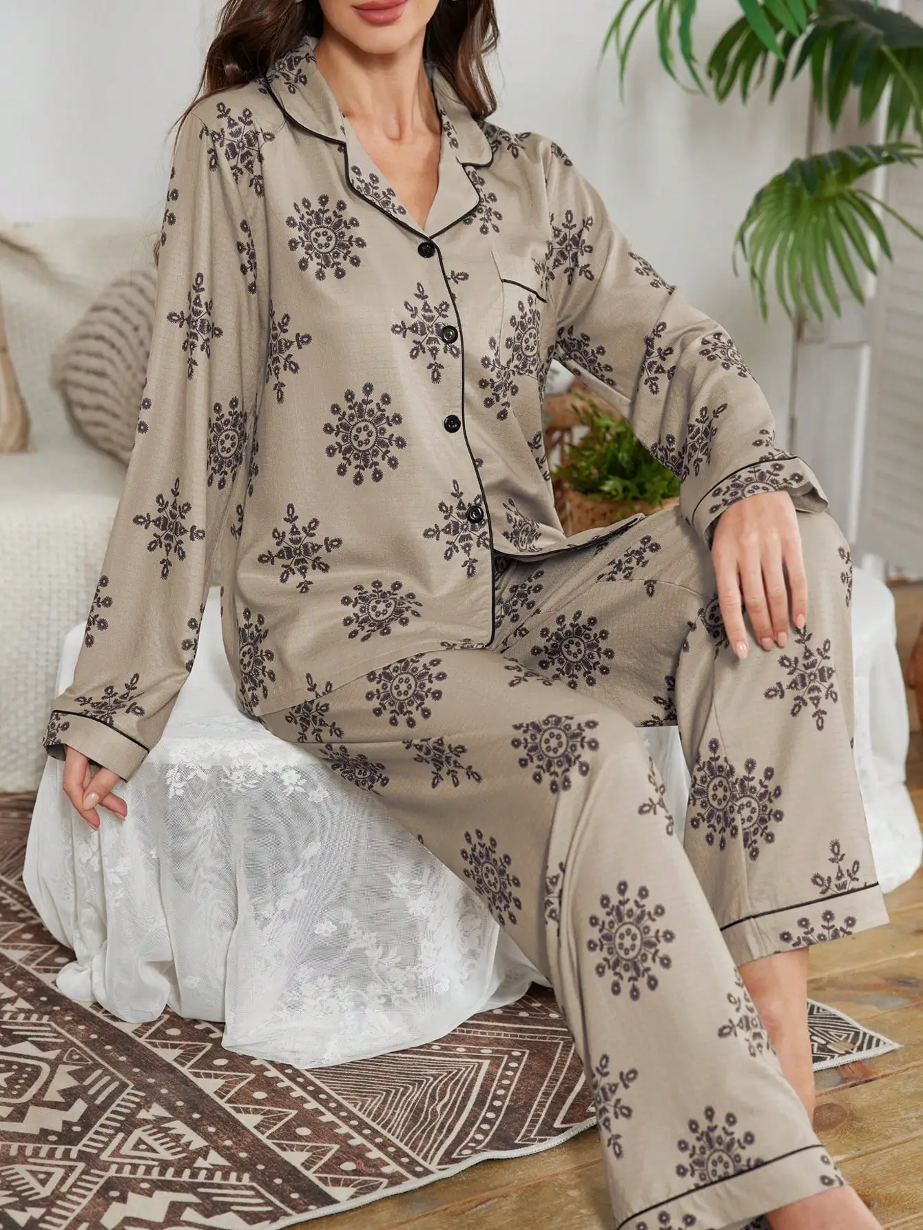 

Women's Pajamas Bubble Crinkle Floral Print Long Sleeve Pajama Set Women Lounge Wear Sets Pajamas Set Pajama Sets Sleepwear