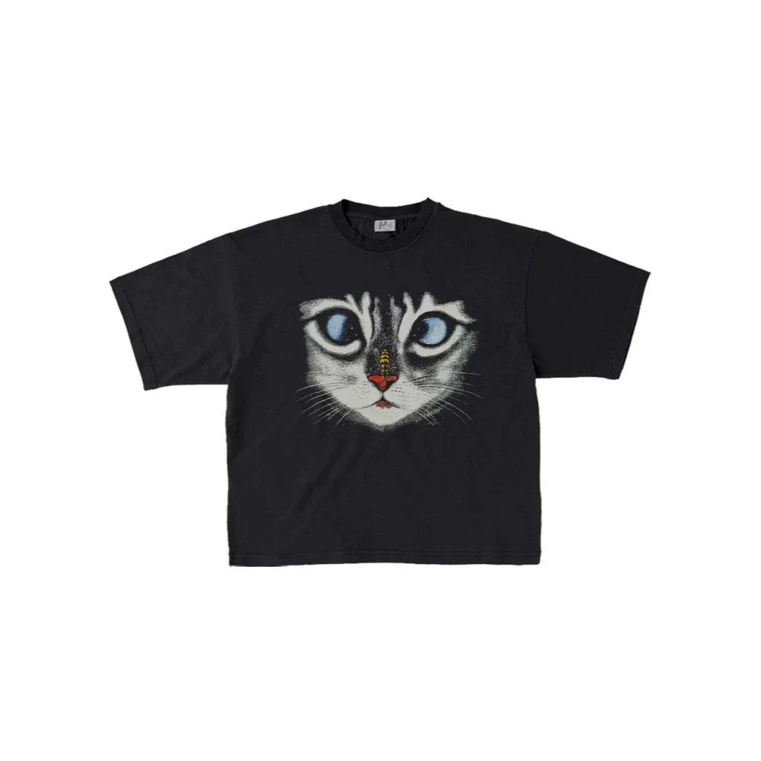 American Y2K Unisex Punk Black Oversized Short Sleeve T-Shirt Vintage Realistic Tabby Cat Face Big Blue Eyes Bee on Nose Graphic
