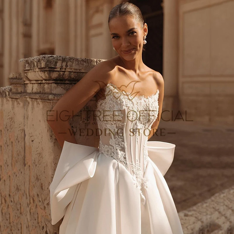 Eightree Women A-Line Wedding Dresses Strapless Appliques Lace White Bridal Dress Princess Evening Wedding Prom Gowns Customized image 3