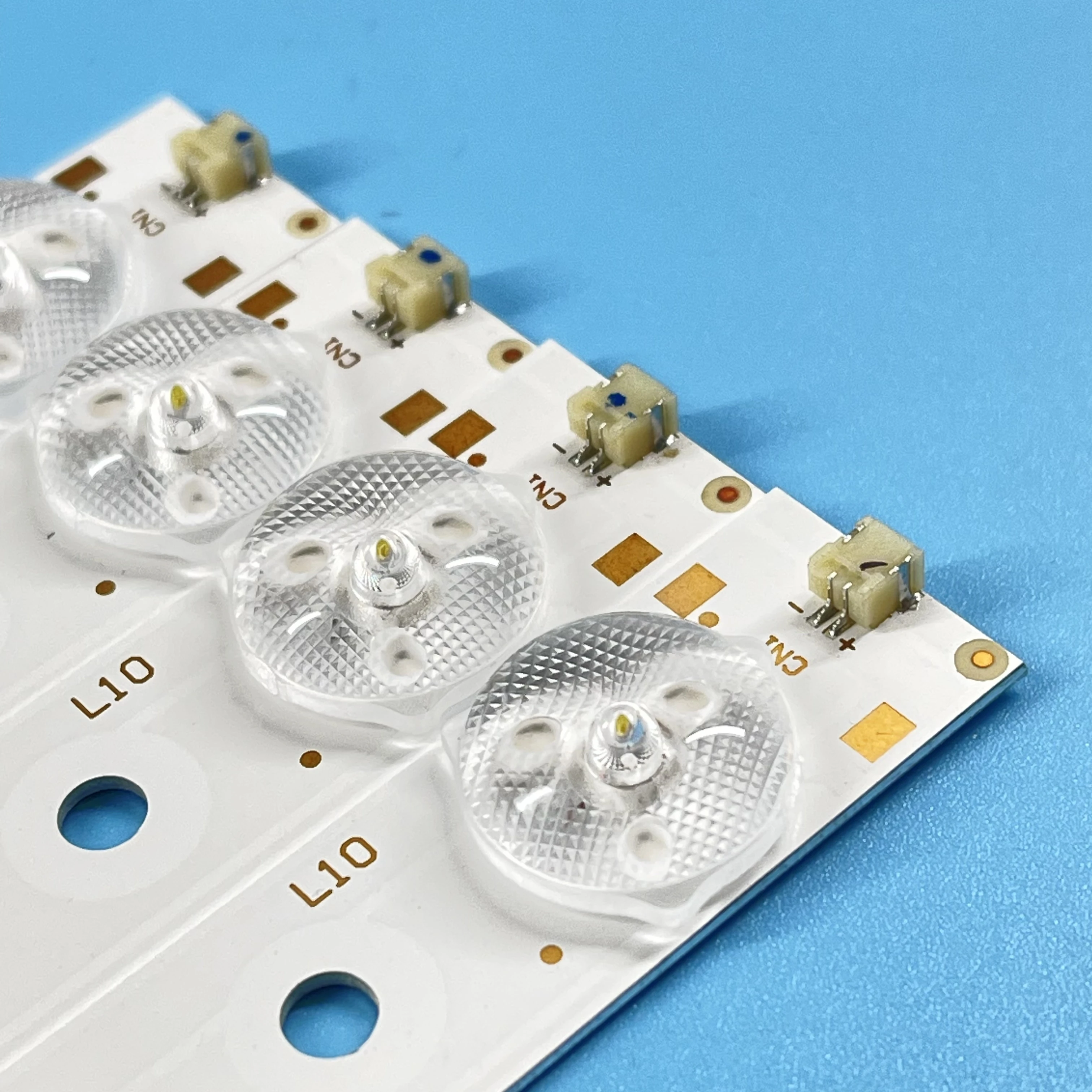 Pasek podświetlenia LED do Erisson 39LES64 39LEE30T2 LED3903 MS-0818 V4 180 DT0- 391900 -1H CX39D10-ZC21FG-02 303CX 390039 SN039LED071