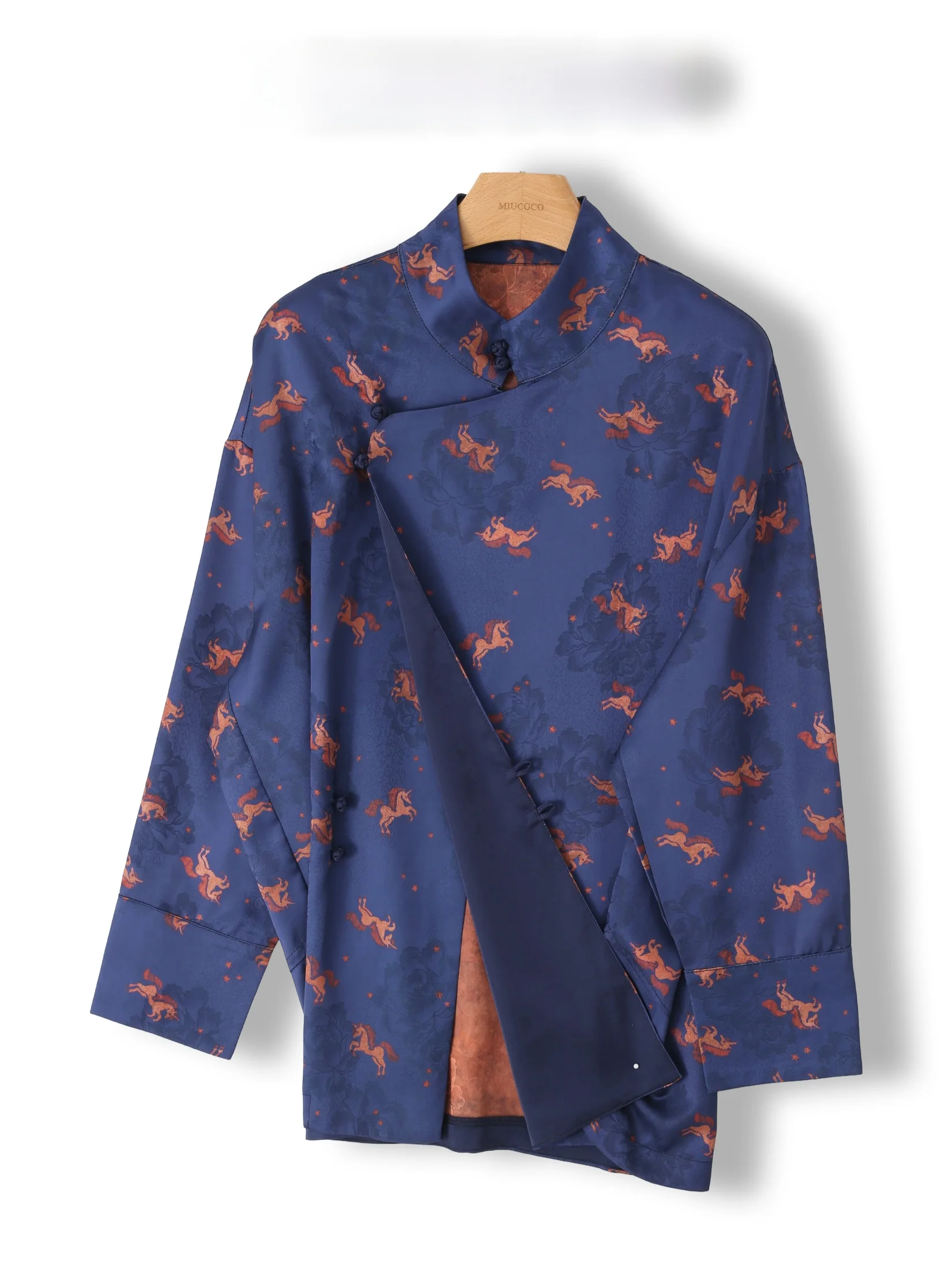 

New Chinese Style Loose Fit Women's Top with Stand Collar And Button Detail in Xiangyun Silk Floral Pattern Traditional Chine...