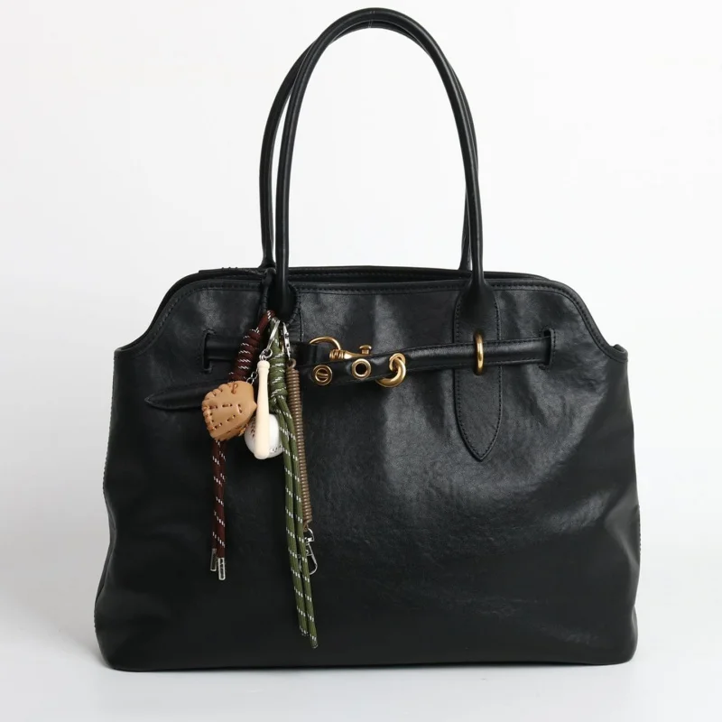 

2024New Large Capacity Underarm Tote BaginsInternet Celebrity Same Style Niche Retro Easy Matching Handbag High Sense