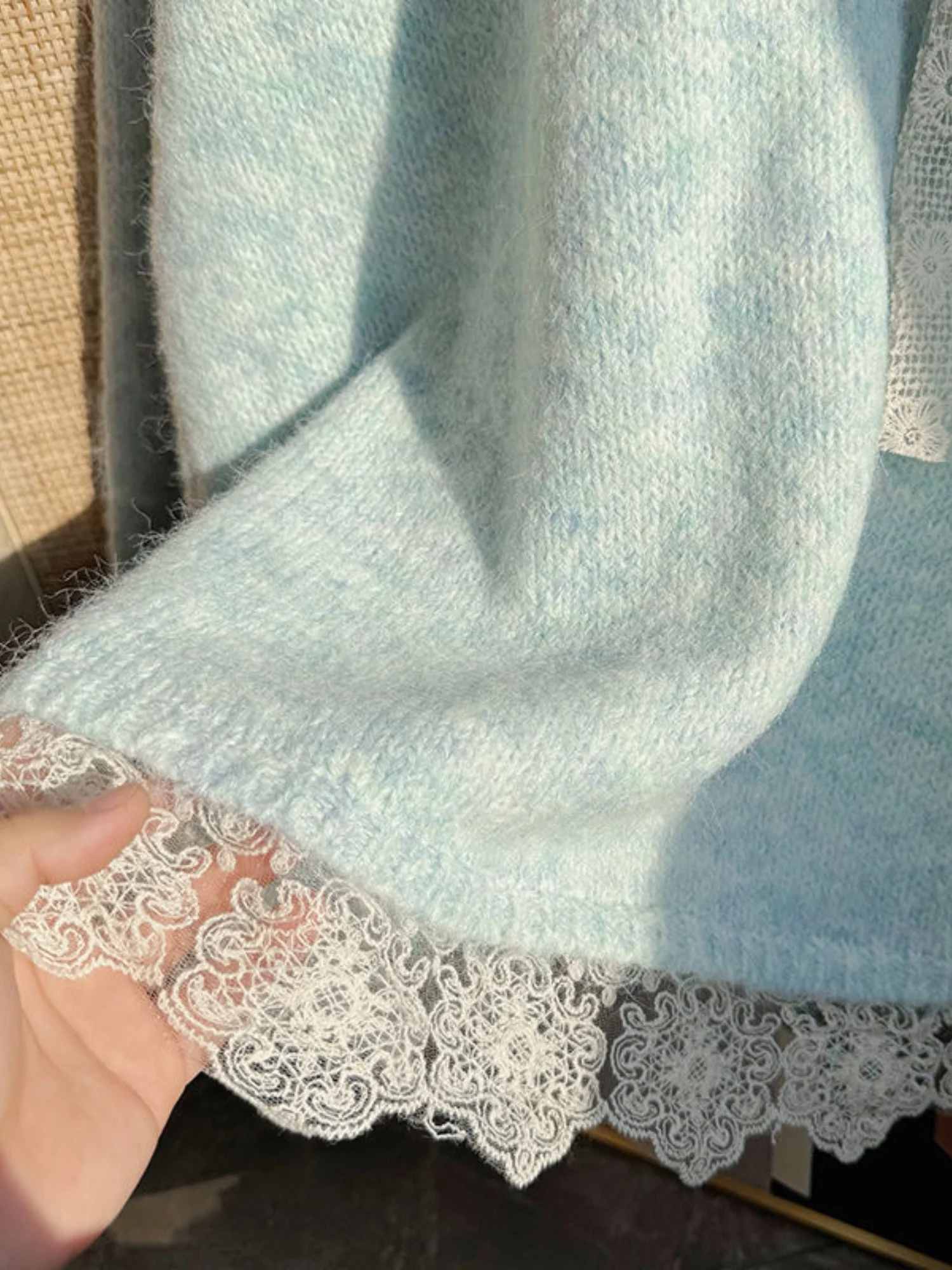 سترة نسائية محبوكة ناعمة مرقعة من الدانتيل، بلوزة فضفاضة ولطيفة باللون الأزرق الفاتح، مناسبة للربيع والخريف والشتاء للارتداء اليومي/التنقل/التسوق/ملابس الحفلات ذات الطراز الجميل #5