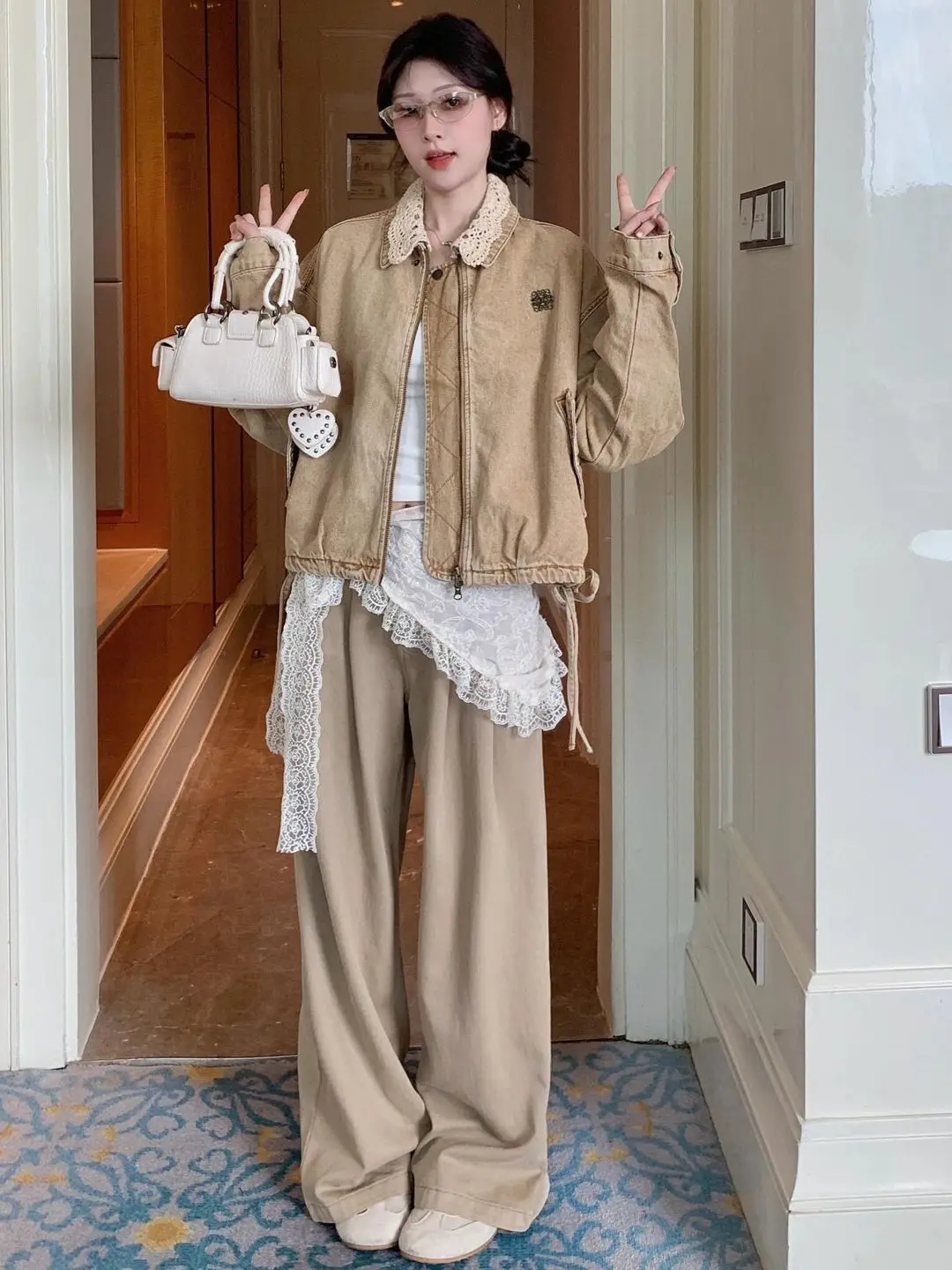 

Retro Knitted Spliced ​​Lapel Denim Jacket Women 2025 Autumn New Style Slim Versatile Long-Sleeved Short Jacket Top