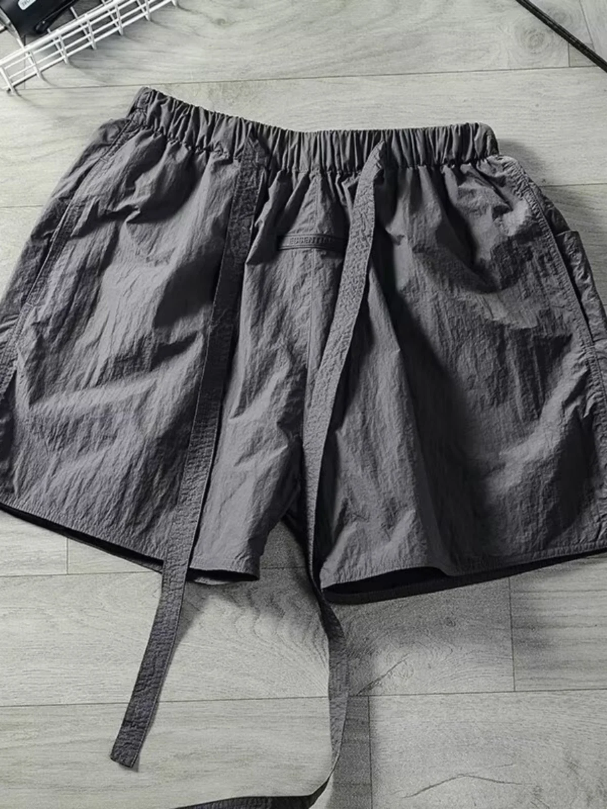 

Мужские орты Ice Silk Qui Dry, летняя уличная одежда, спортивная футболка в американском стиле, длина четверти, повседневные, универсальные, модные орты