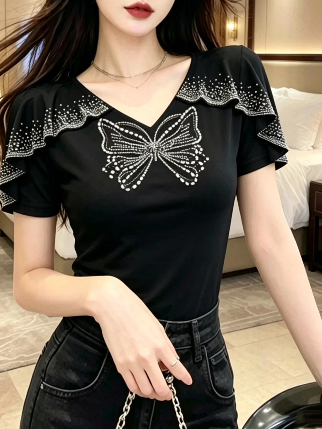Summer Women's Casual Style V-neck  Rhinestone Short Sleeve Slimming T-shirt Bell Sleeve Top  Pattern