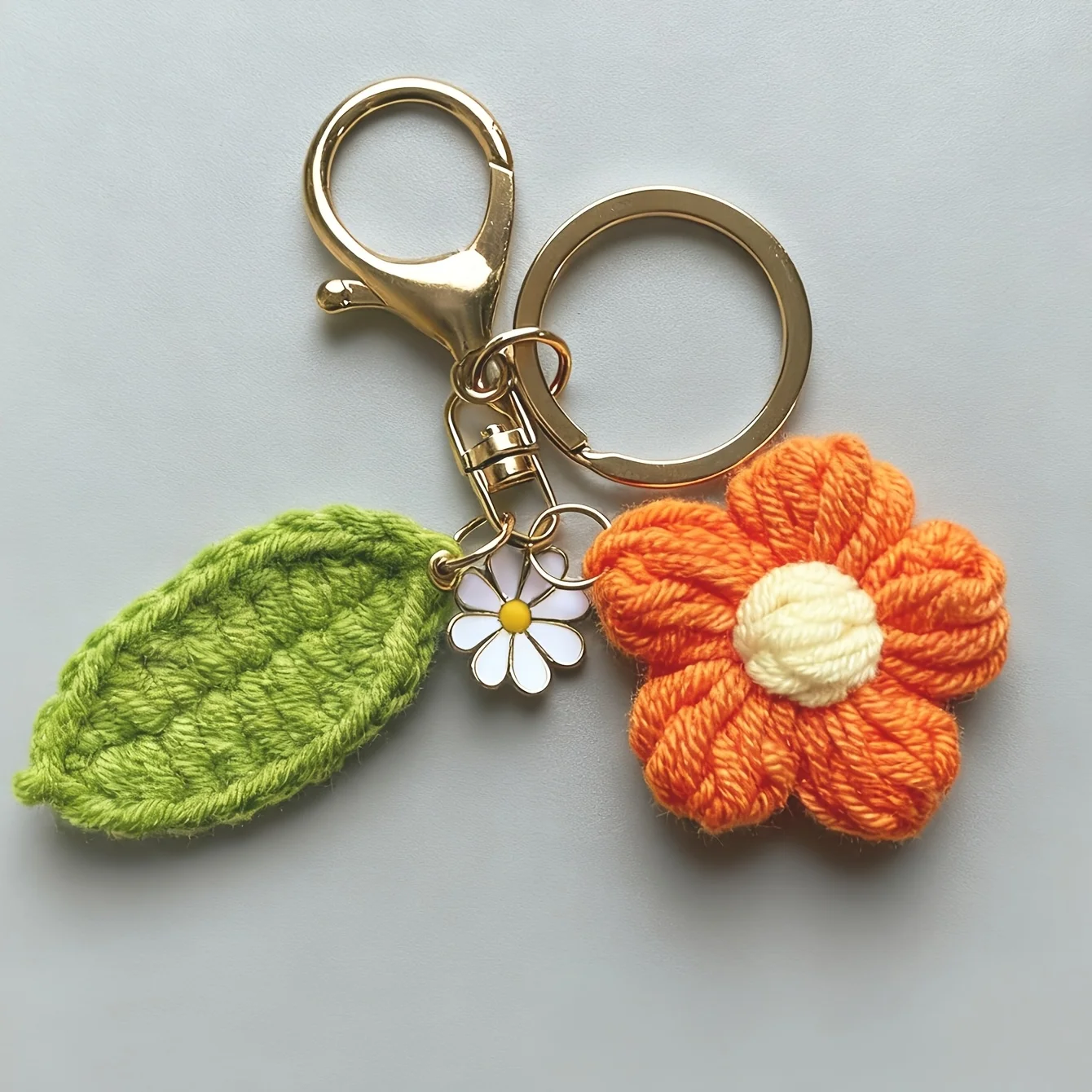 Llavero de hoja verde con flor en relieve exquisita, hecho a mano, estilo hoja de planta, informal, lindo y elegante, ideal para fiestas, desplazamientos, viajes y salidas. Se puede usar como accesorio para parejas, colgante para llaves de coche, decoraci