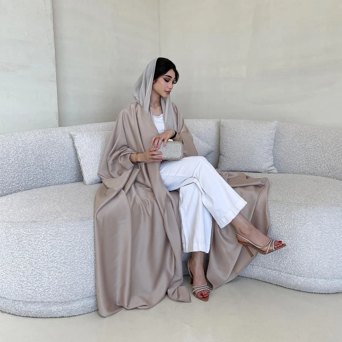 Muslim Modest Fashion Solid Satin Batwing Sleeve Casual Abaya Saudi Arab African Women Clothing Moroccan Kimono Kaftan Robe