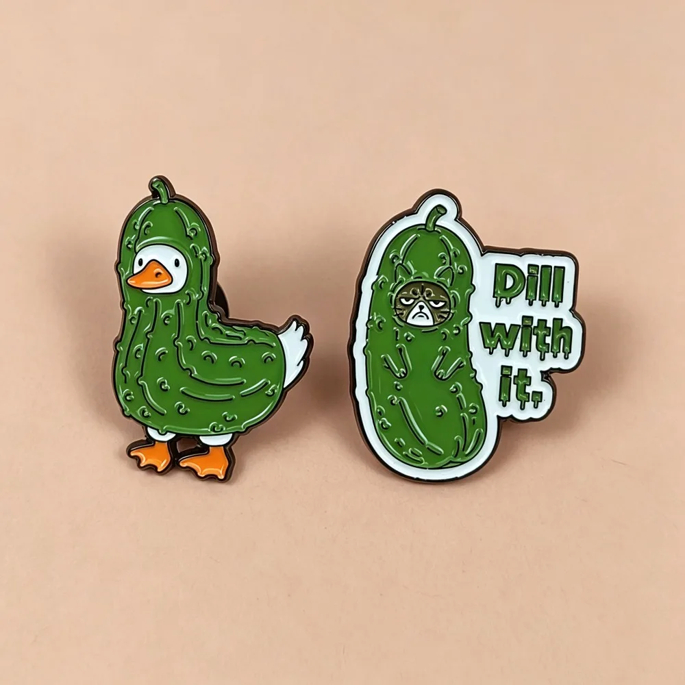 Cute Creative Bitter Melon Shaped Animal Badge Cartoon Cat Duck Cute Brooch Versatile Clothing Accessory Pin Jewelry Decoration