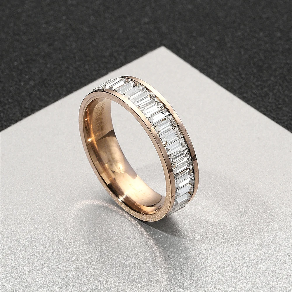 Iced Out Cubic Zirconia Ring 6mm Womens Gold/Silver Color Stainless Steel Wedding Band Rings for Women Fashion Jewelry Gift