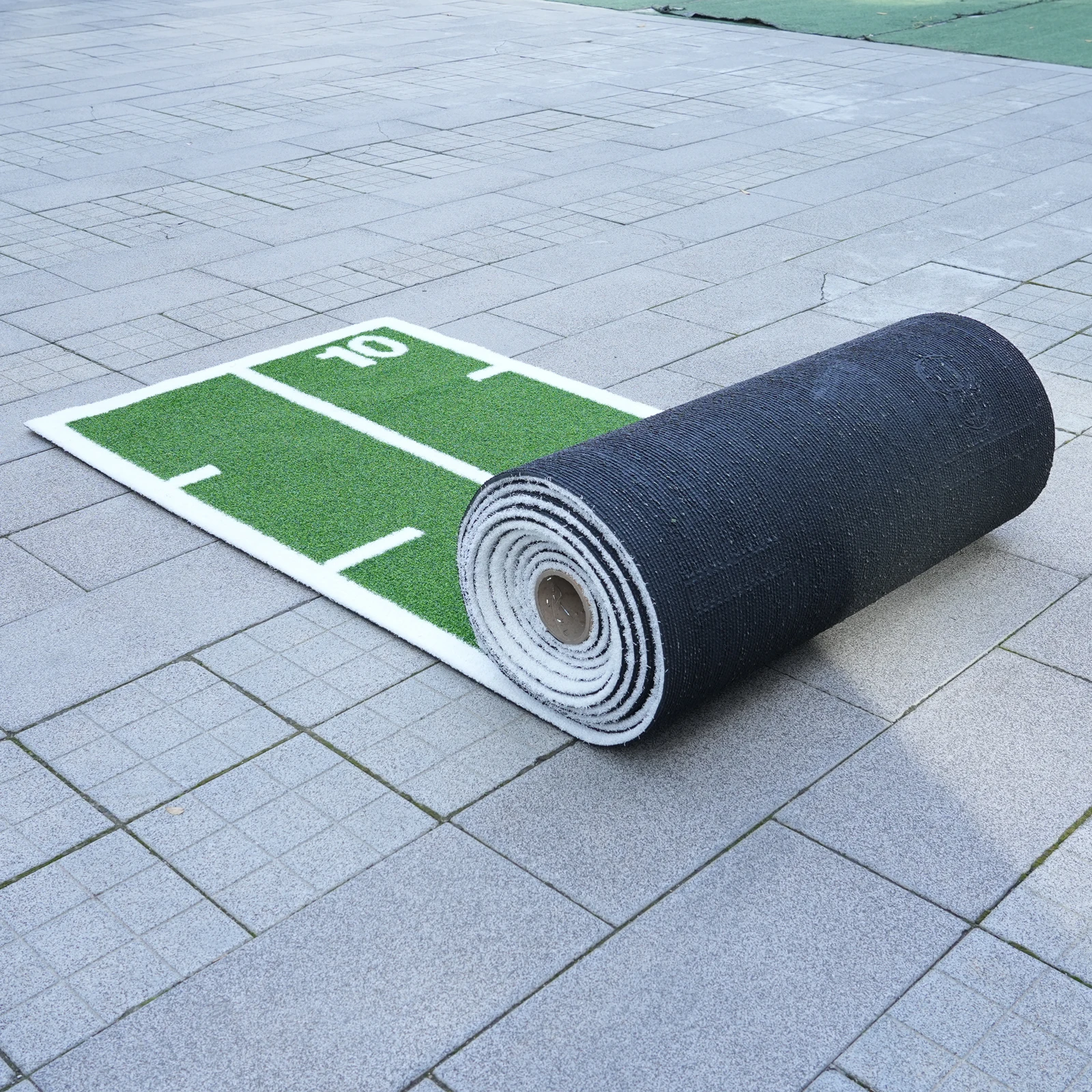 Customized GYM Turf Green Color with Numbers Artificial Grass Sledge Trackpromote sales