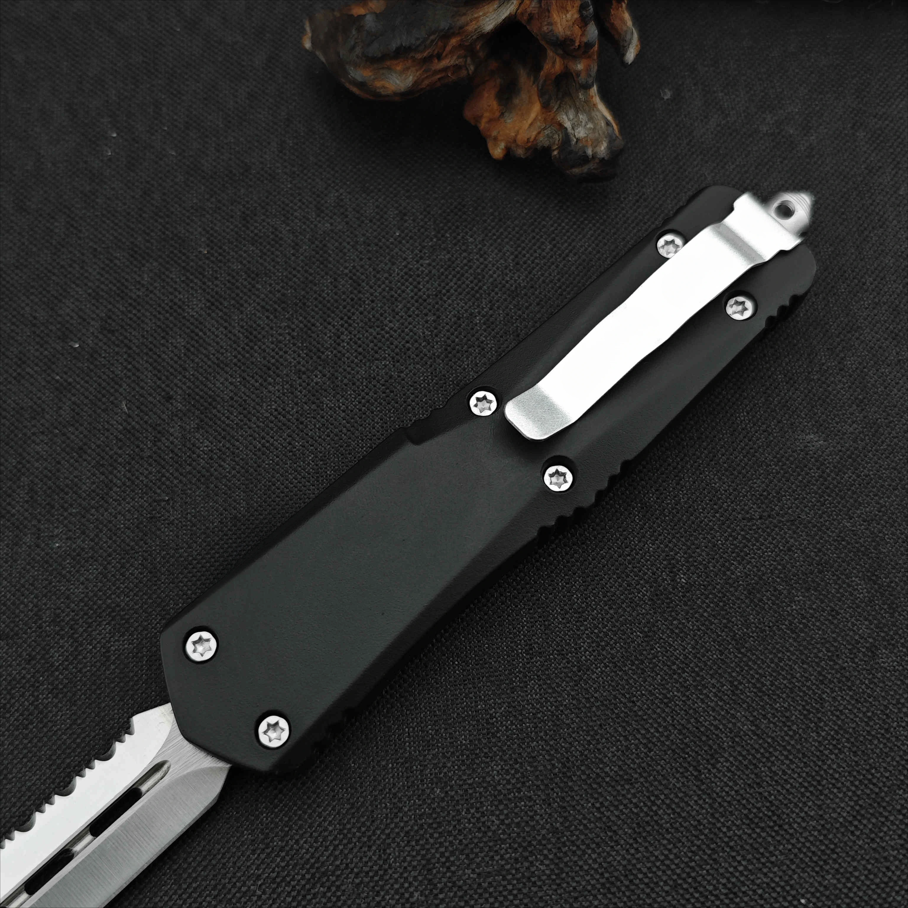 Outdoor hiking knife 440C blade Zinc alloy handle EDC Tool knife Tactical Hunting Portable knife Self-defense belt Kydex sheath