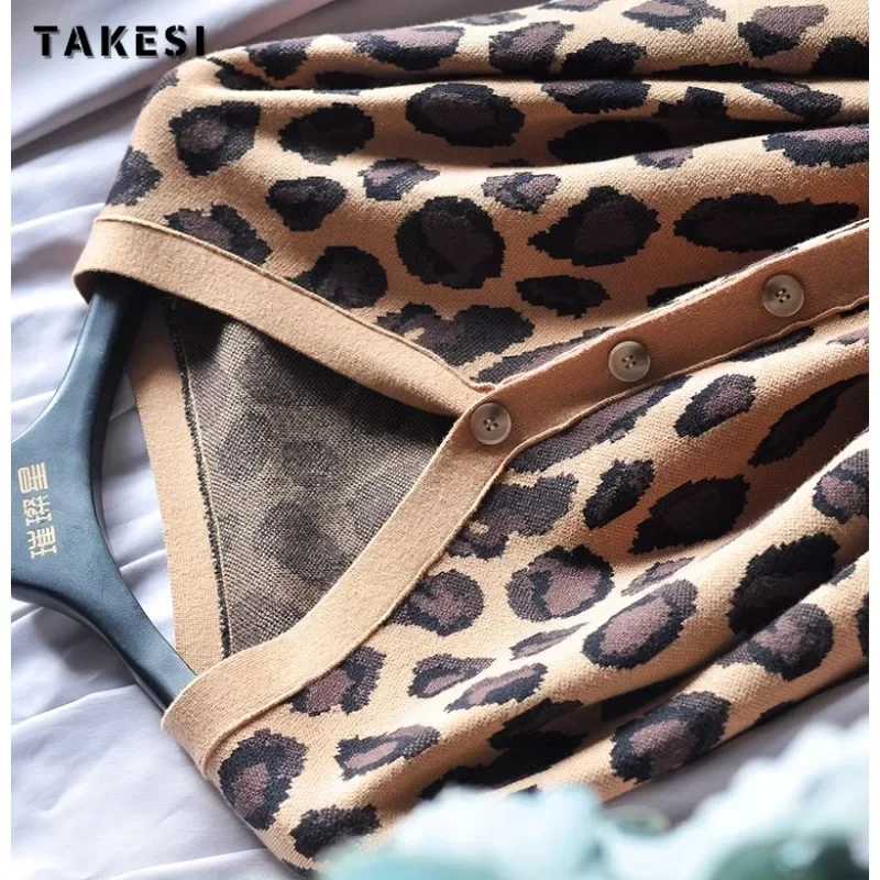 2024 Autumn Vintage Fashion Casual Single Breasted Sweater Women Knit Leopard Print Jumpers Long Sleeve Slim Fit Cardigans