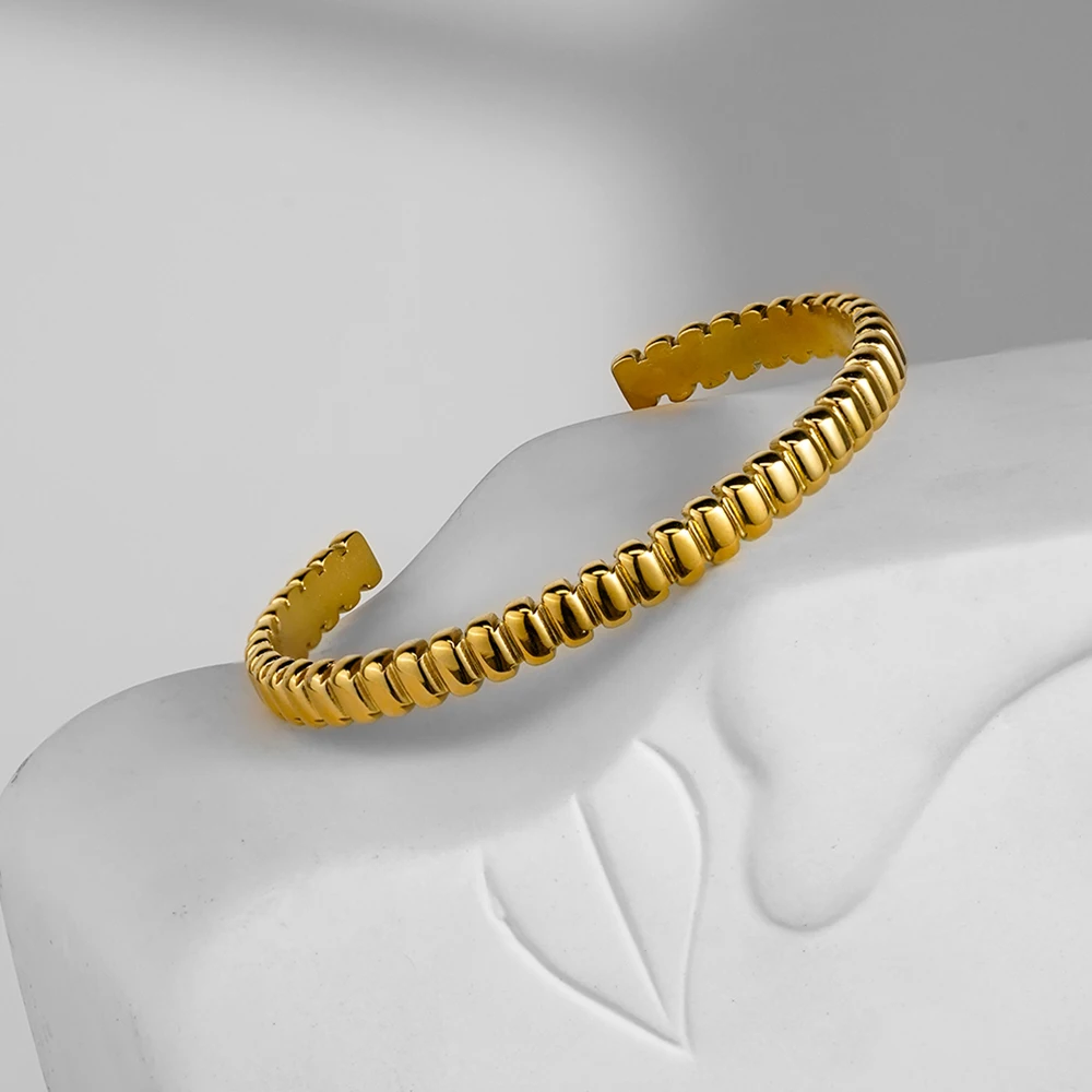 

ENFASHION Pulseras Geometry C Shape Open Bracelet For Women's Stainless steel 18K Plated Gold Fashion Casual Jewelry B252652