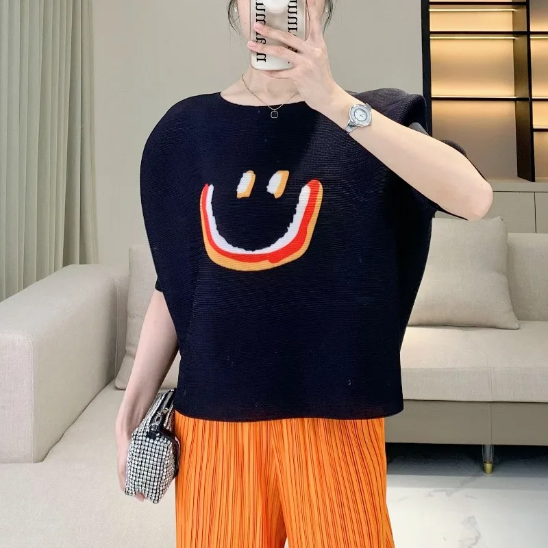 

Miyake Pleated Smiley Face Print T-Shirt 2026 Summer New Round Neck Pullover Loose Short Sleeve Top Stretch Women's Clothing