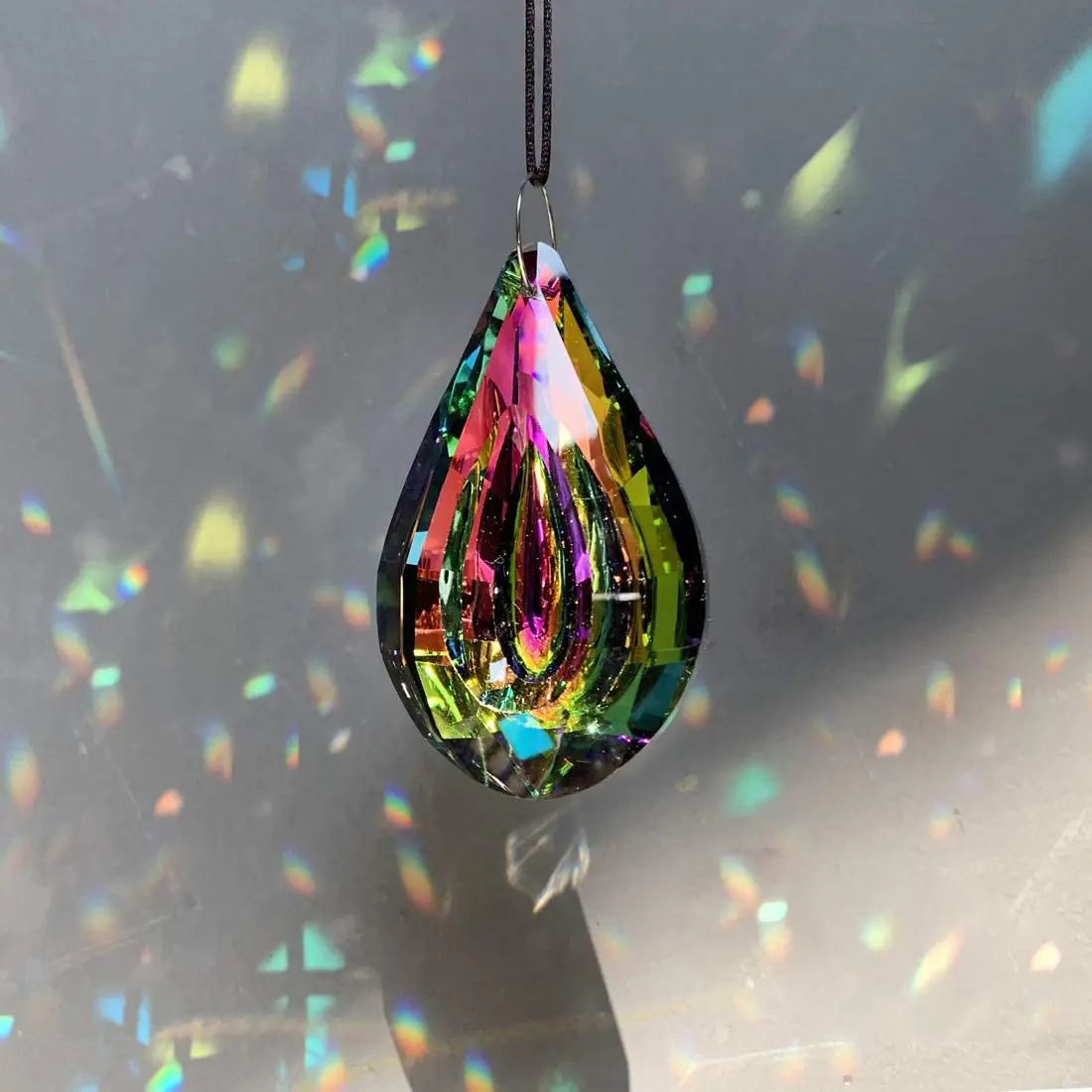 

H&D 76mm Crystal Prism Suncatcher for Windows,Rainbow Maker Hanging Crystals for Garden Home Decor Single Face Colorful