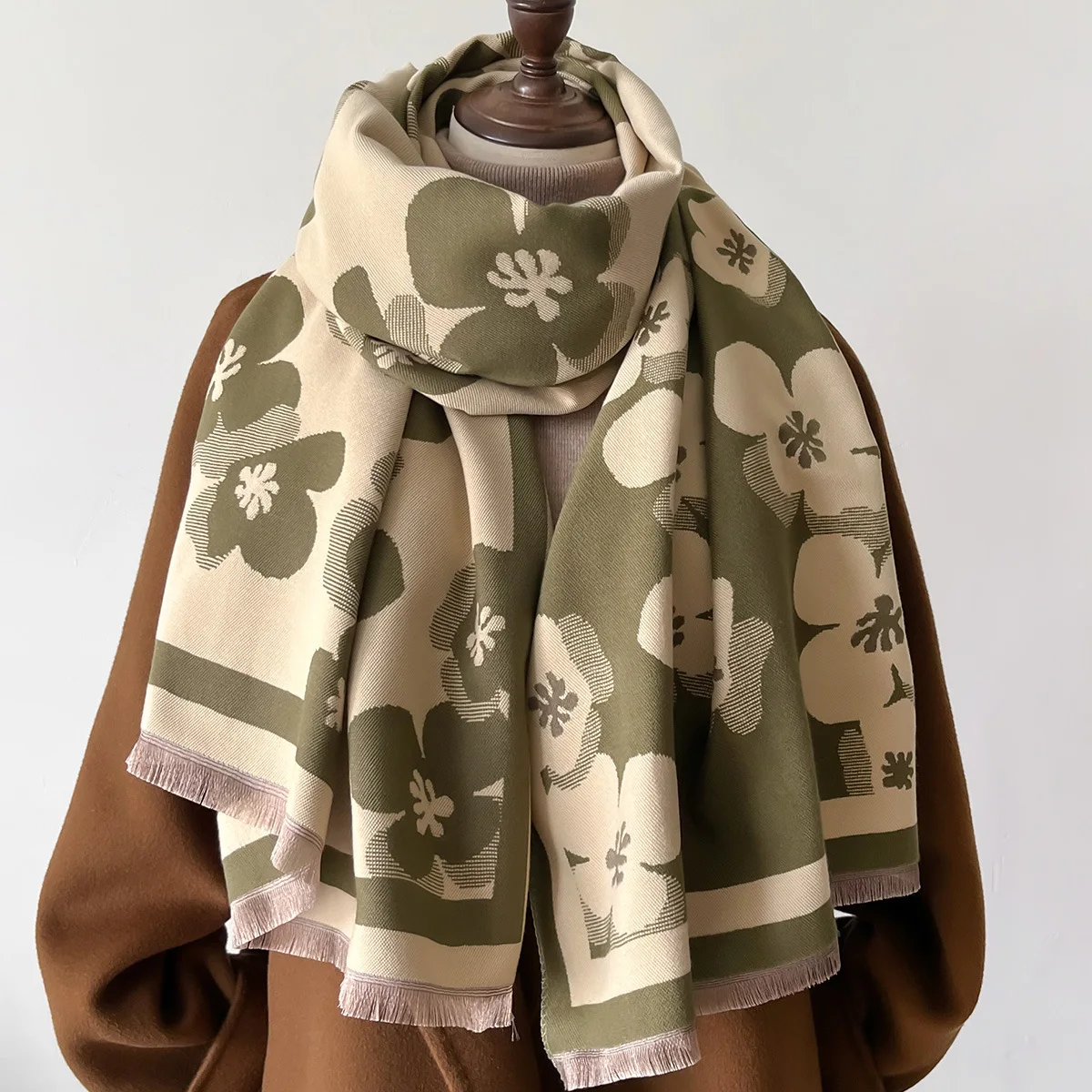 Fashion Floral Scarf Cashmere Pashmina Shawls and Wraps Bufanda Retro Vintage Blanket Warm Scarves