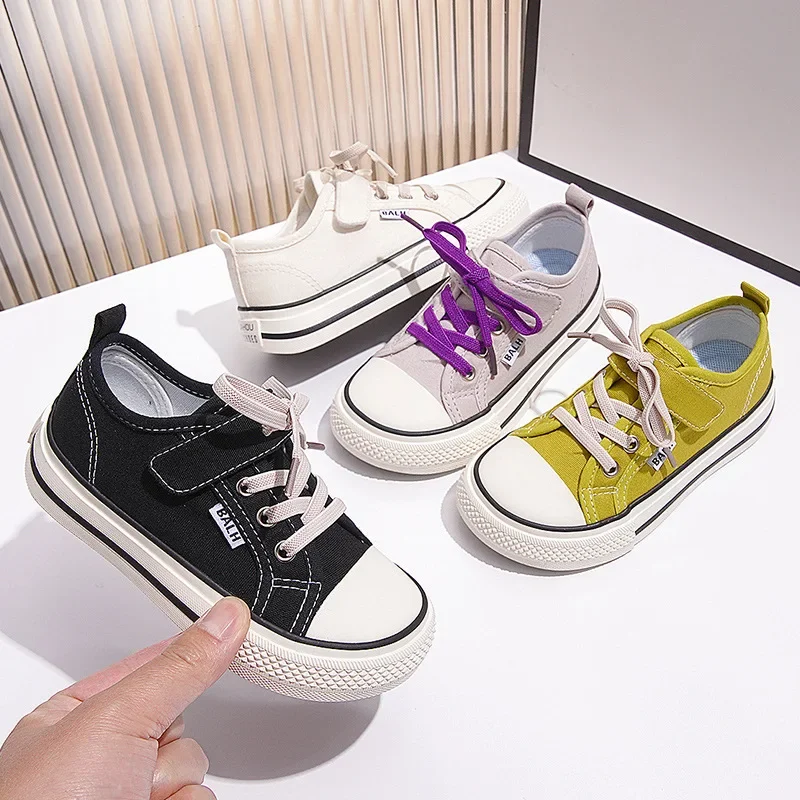 

Children Spring Autumn Fashion Board Shoes Boy Classic Velcro Canvas Shoes Girls Solid Color Soft Soled Comfortable Casual Shoes