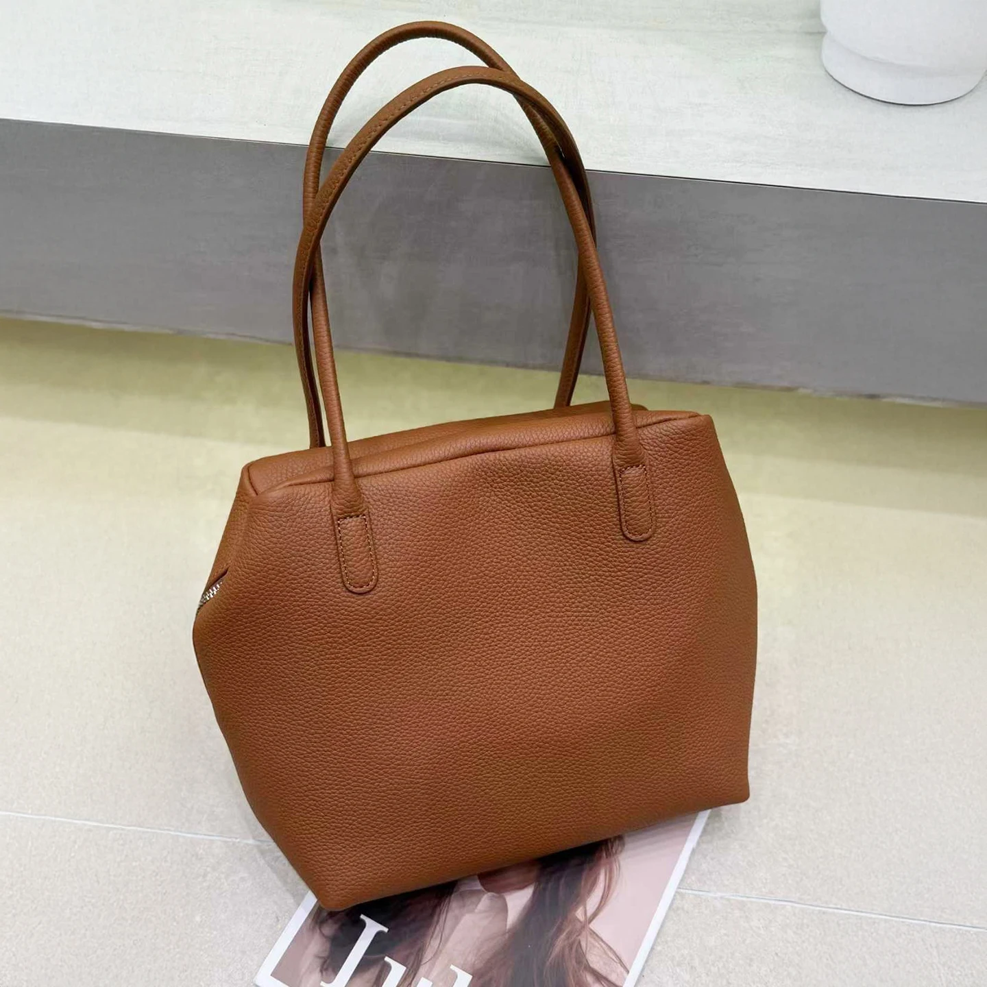 Mendy Large Women Bag New Women's Handbag Genuine Leather Tote Bag Classic Top Handle Bag Daily Commute Casual Use Desinger Row