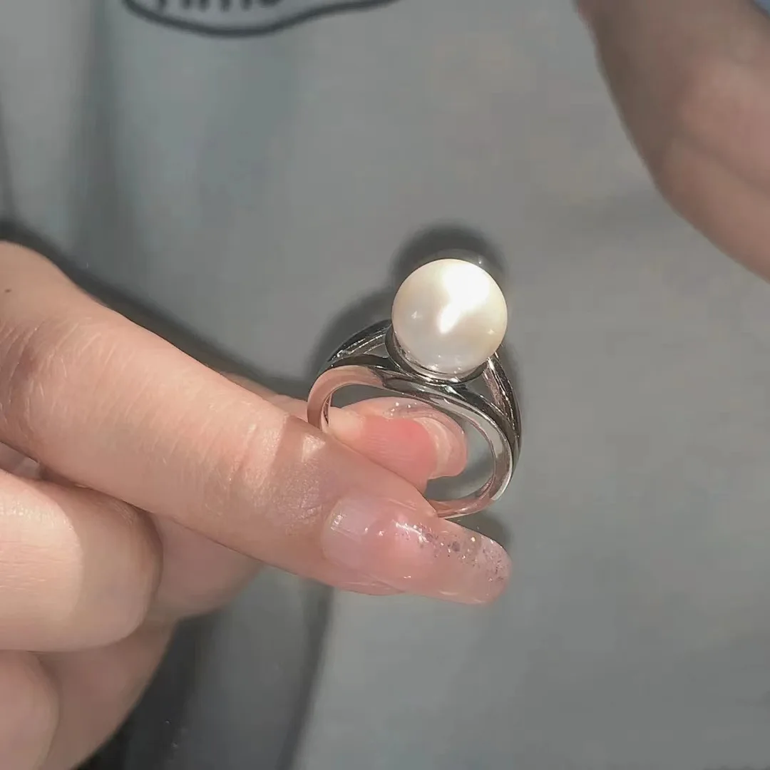 Minimalist style white pearl ring with unique design adjustable opening light luxury high-end rings for women banquet jewelry