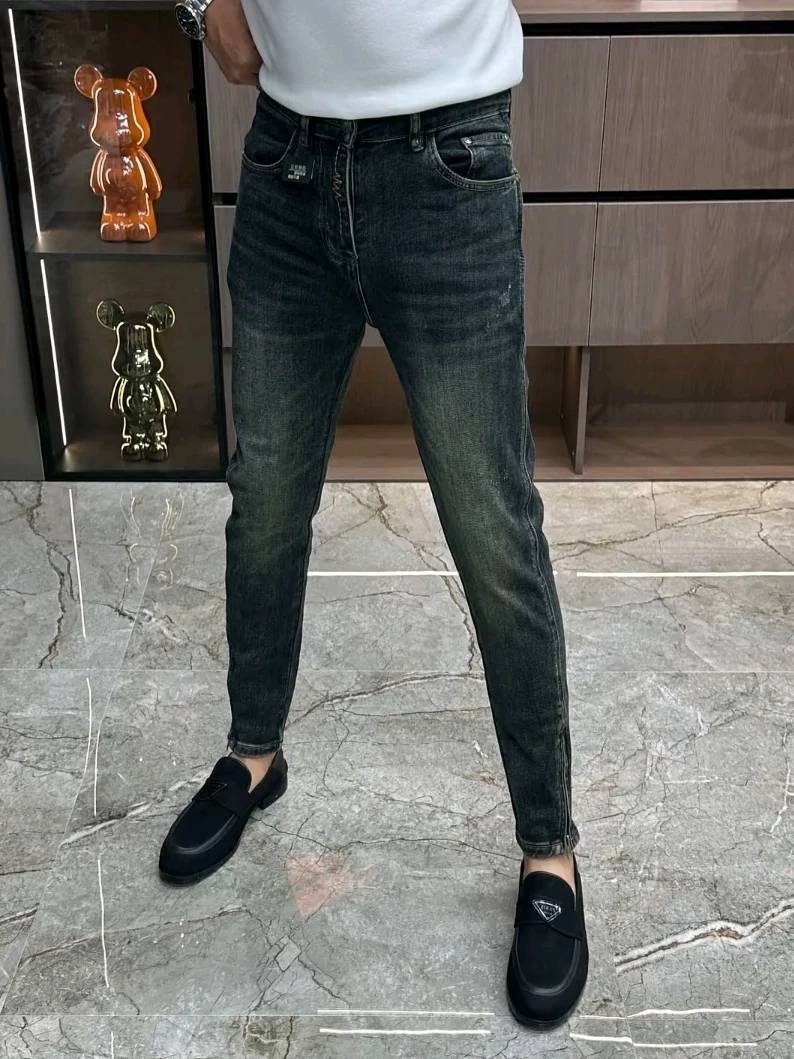 

Высококачественные модные мужские джинсы: универсальные, легкие, трендовые, осенне-зимняя новинка премиум-класса с улучшенными характеристиками