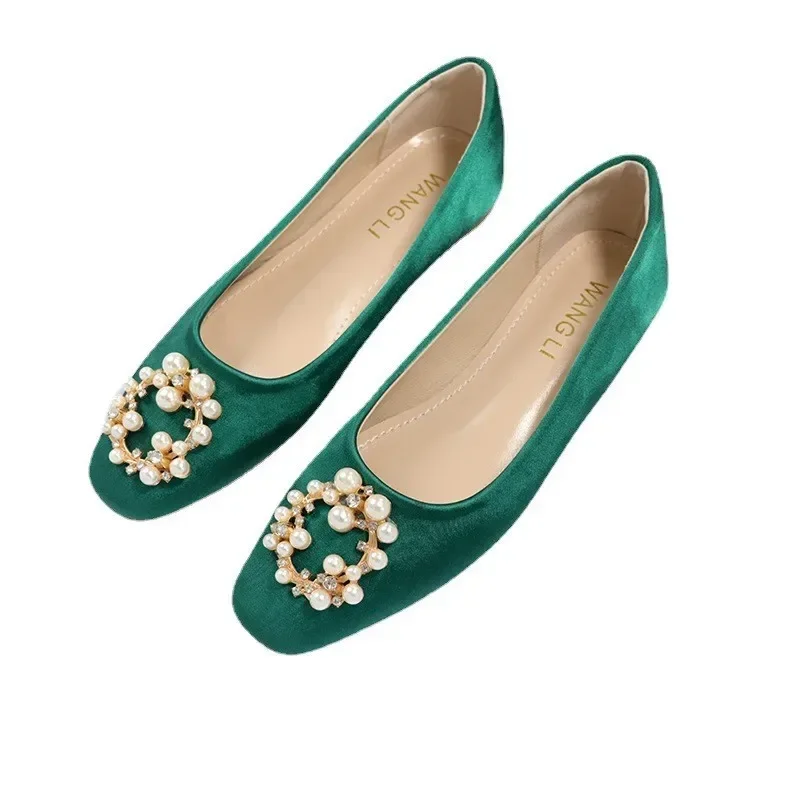 Pearl Circle Buckle Flat Shoes Woman Square Toe Green Silk Slip on Loafers 41-42 Big Size Flats Female Pearl Beading Mocasines