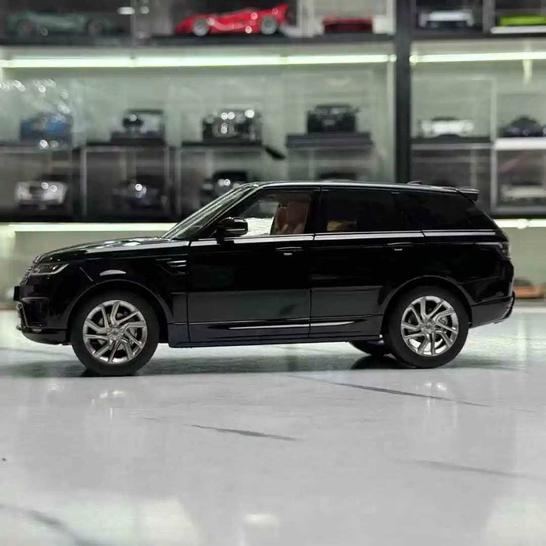 WHELART 1:18 Land Rover Range Rover Sport 2018 Diecast Model Car Black/White