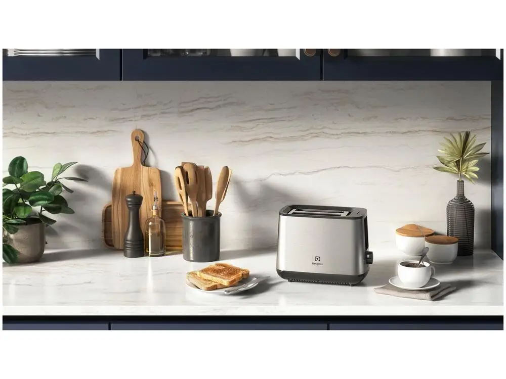 Electrolux Silver Toaster 2 Slice 7 Levels of Toast-220V