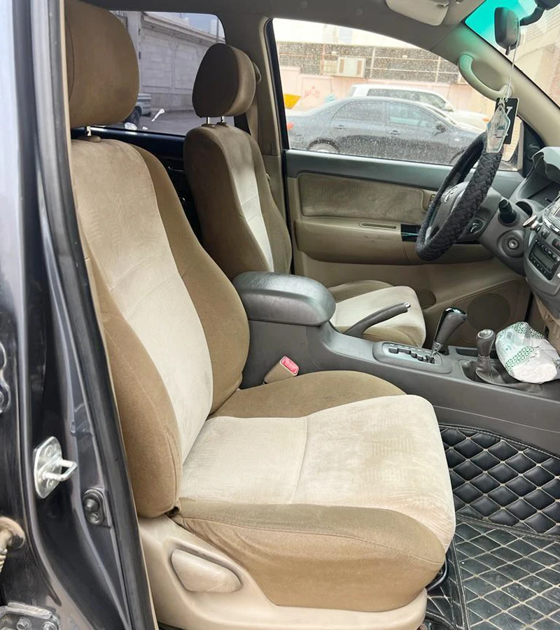 

Для Toyota Fortuner 2013 2014 2015 2016 2017 2018 чехлы на сиденья аксессуары из воловьей кожи и кожи ПВХ 7 сидений автомобильные опоры 20 шт./компл.