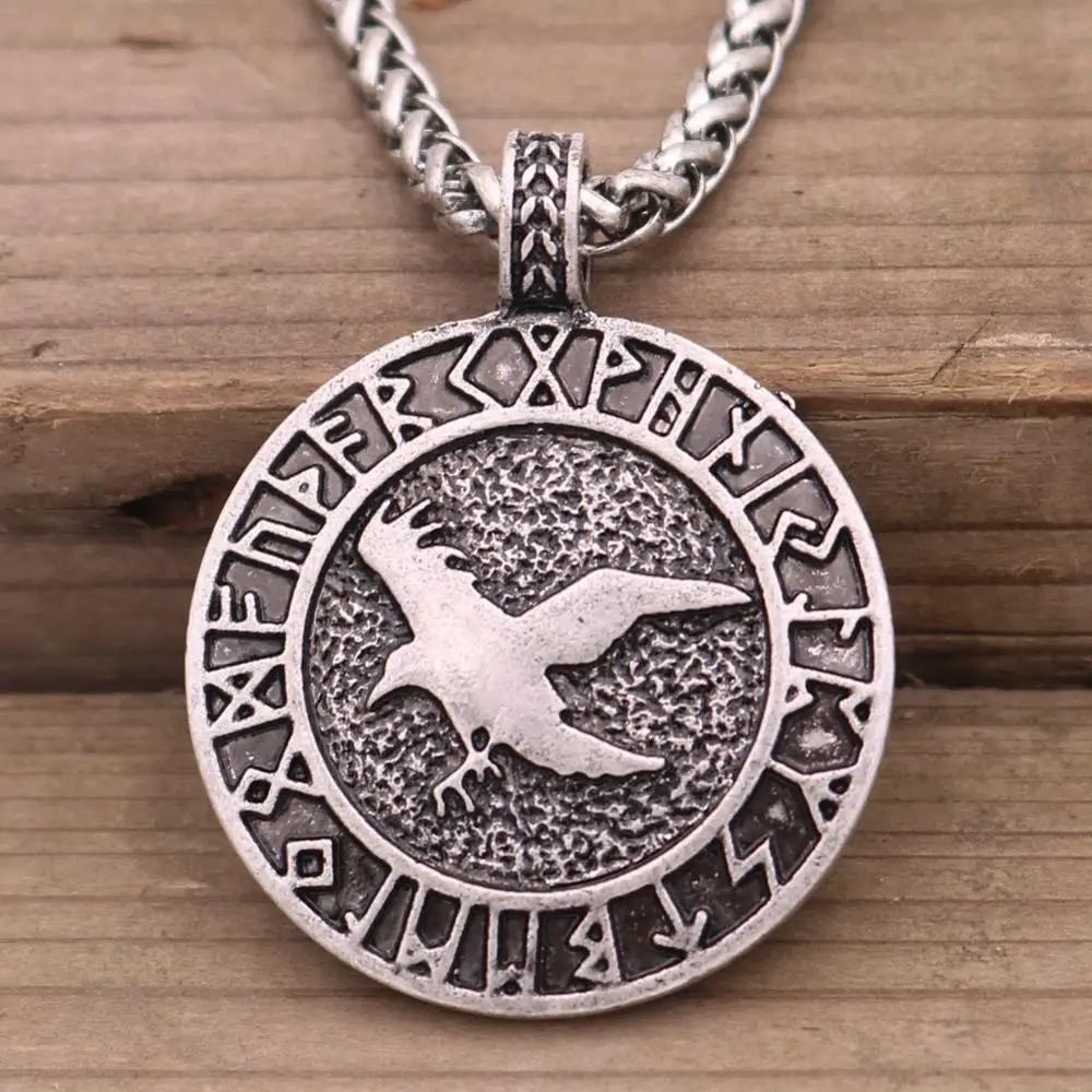 Viking Raven Necklace Viking Runa Rune Amulet Pendant Men and Women Fashion Accessories Necklace Viking Jewelry