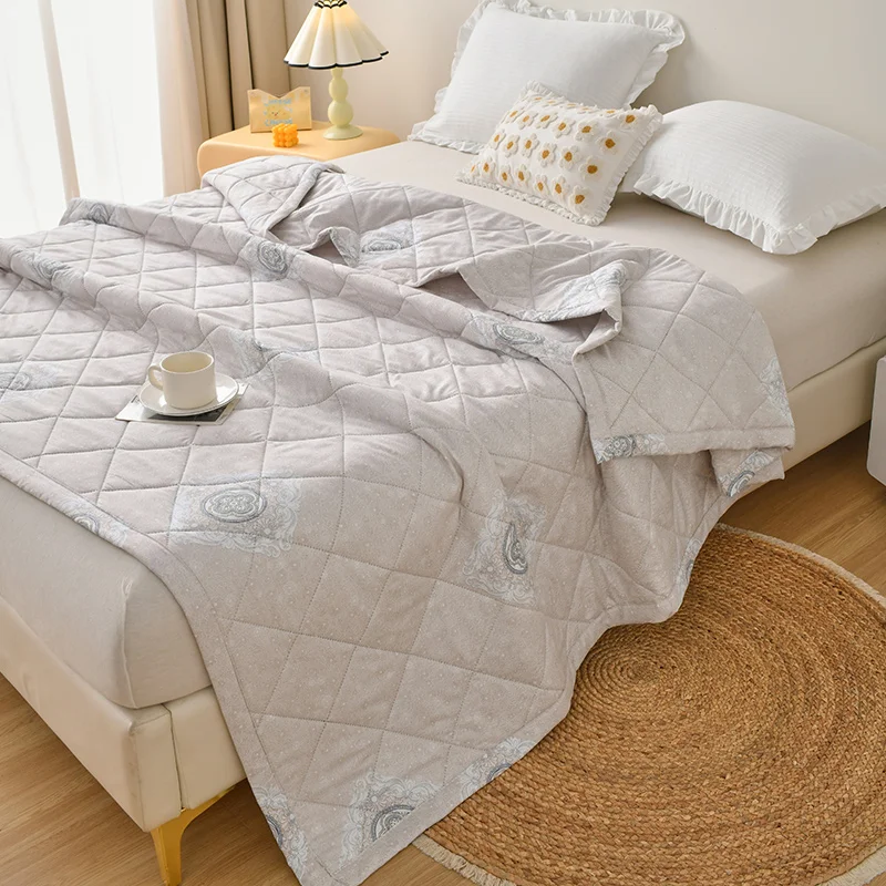 Summer Thin Cooling Quilt Comforter Soft Air Conditioning Four-season Blanket Single Bed Lightweight Cold Quilts Twin King Size