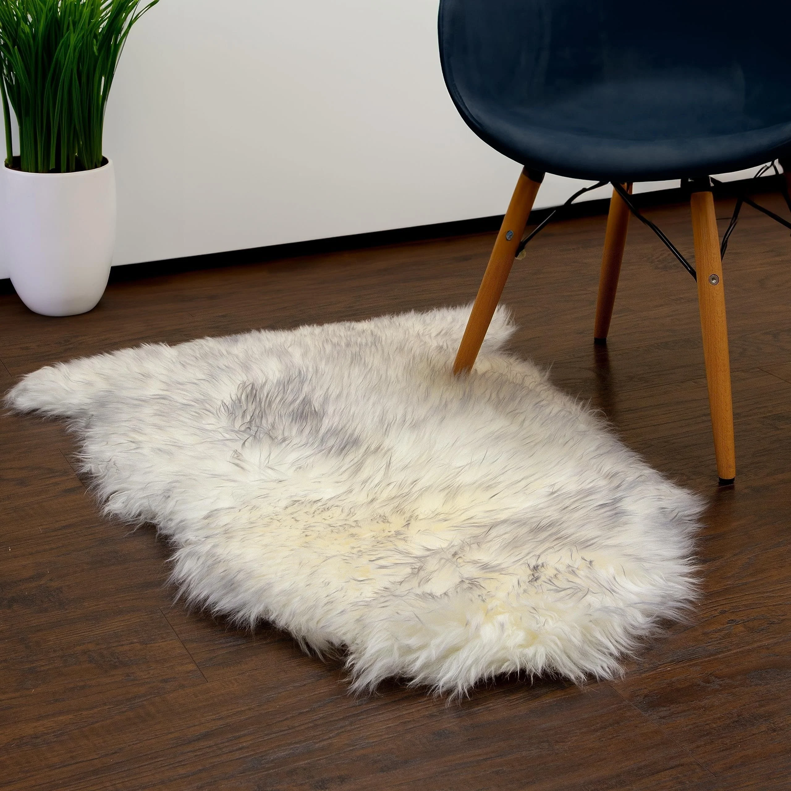 Luxuriöser Weicher Flauschiger Kunstfell-Teppich Maschinenwaschbarer Wildleder-Teppich für Wohnraumdekoration Rutschfest Leichtgewichtig Einfarbig – Detail 11