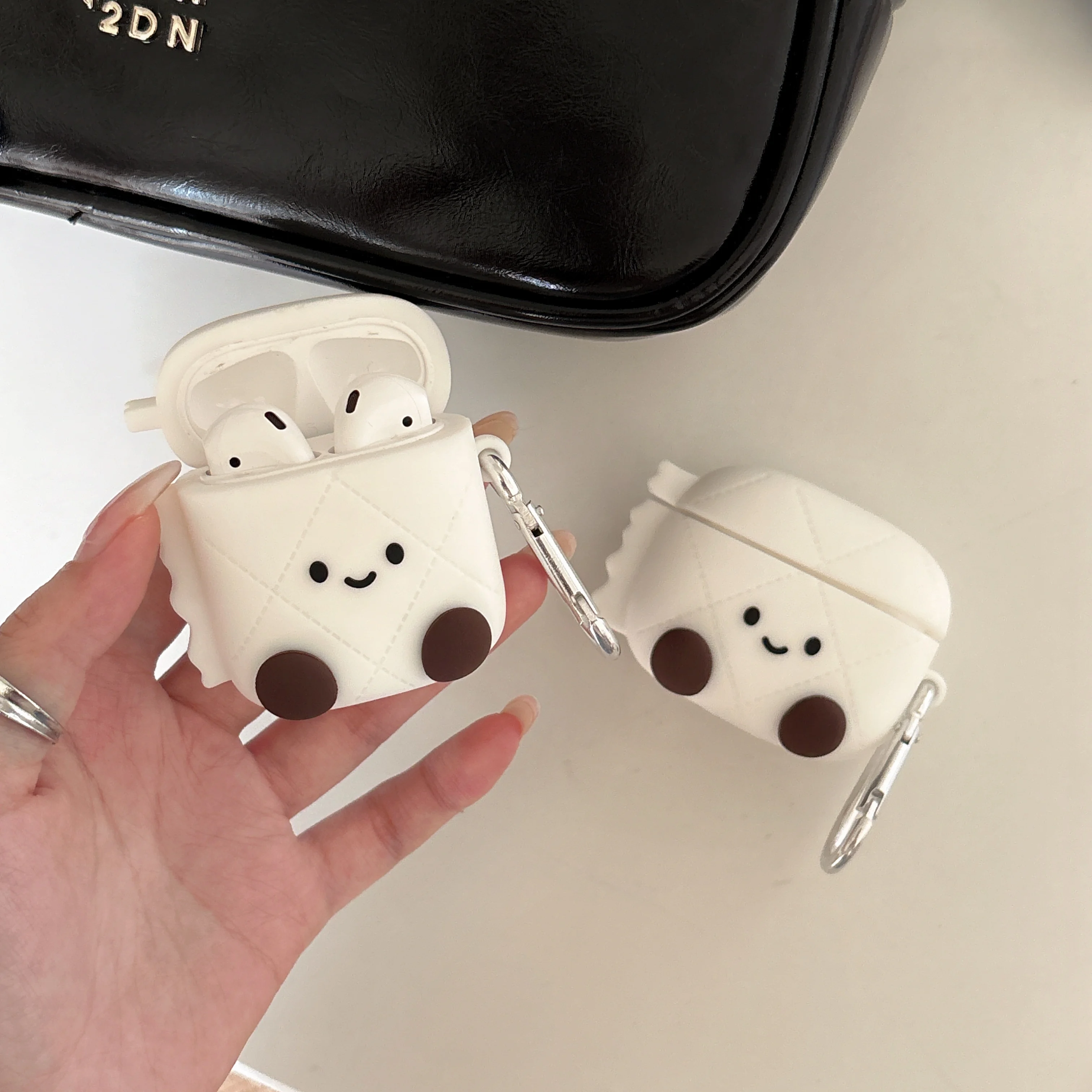 Summer New Cartoon Cute Tissue Doll 3D Simple Silicone Creative Anti Drop Suitable For AirPods1 2 3 4 Pro Pro2