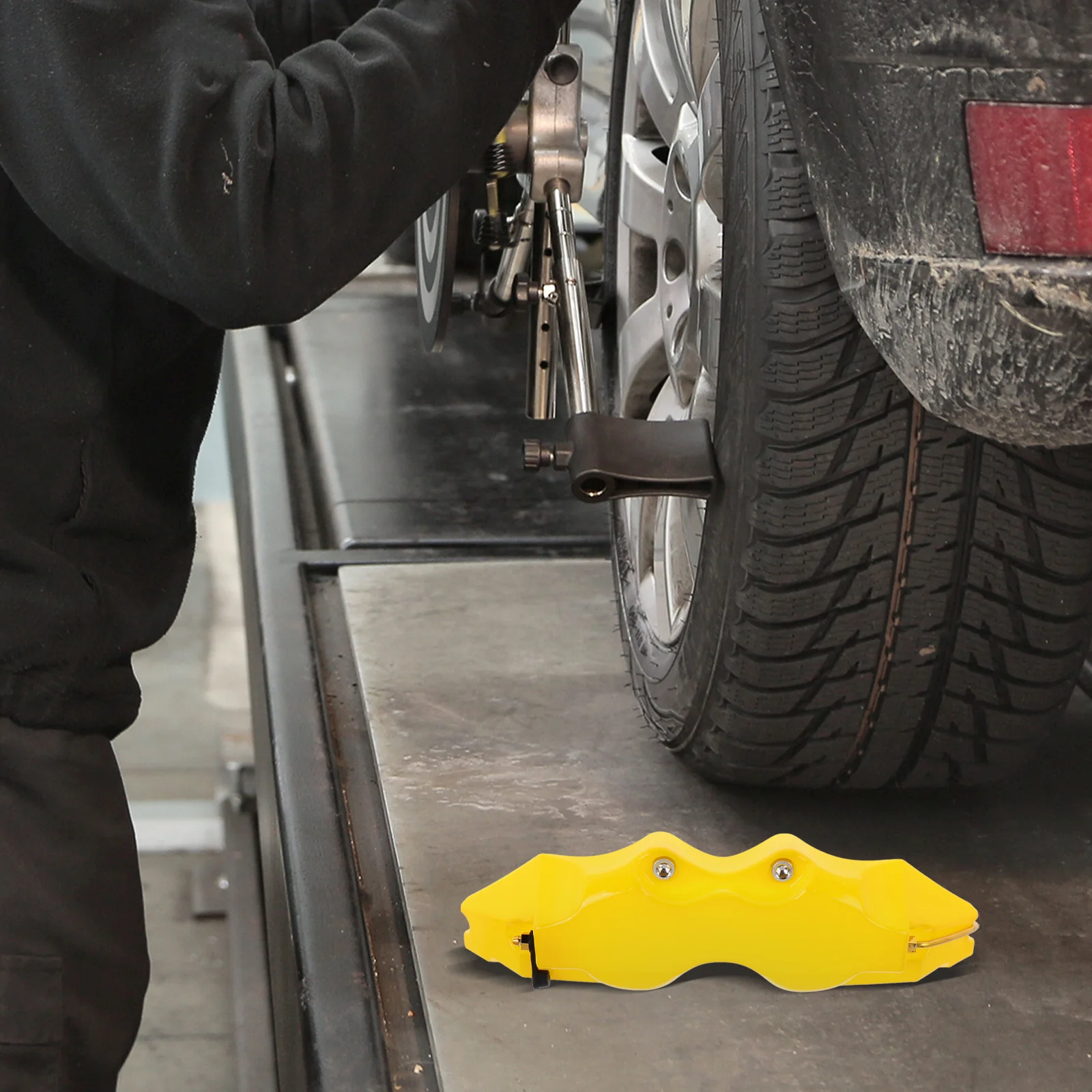 

1Pair 3D Brake Caliper Cover Decorative Automotive Caliper Covers Car Wheels Brake Calipers Covers Waterproof Dustproof Yellow