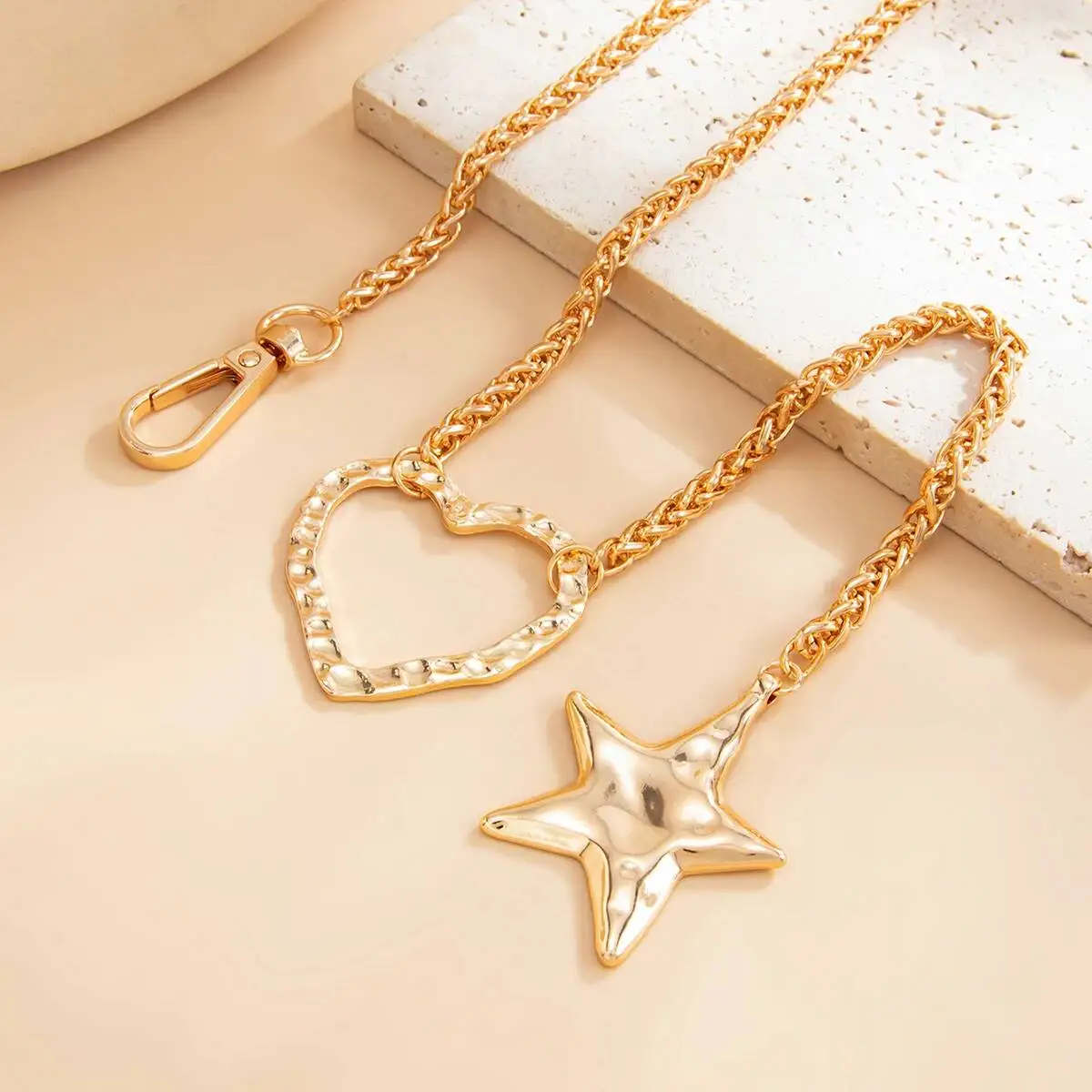 Ingemark Personalized Star Heart Shaped Long Pendant Necklace for Women Punk Hip Hop Thick Chain Choker Jewelry on the Neck