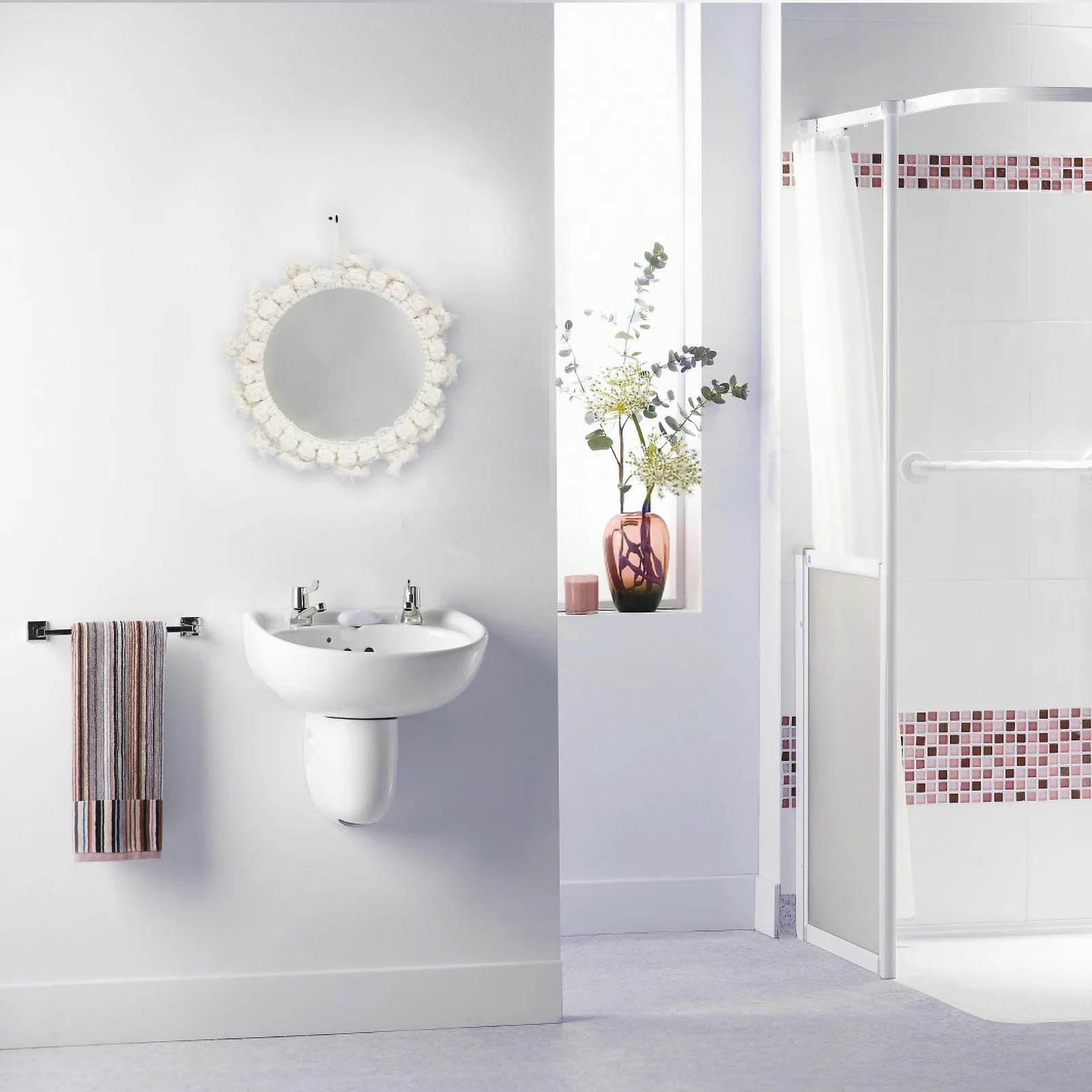 مرآة على الطراز الشمالي، مرآة معلقة مزخرفة، تصميم أنيق مستدير منسوج للحمام، مرحاض الشرفة، أبيض