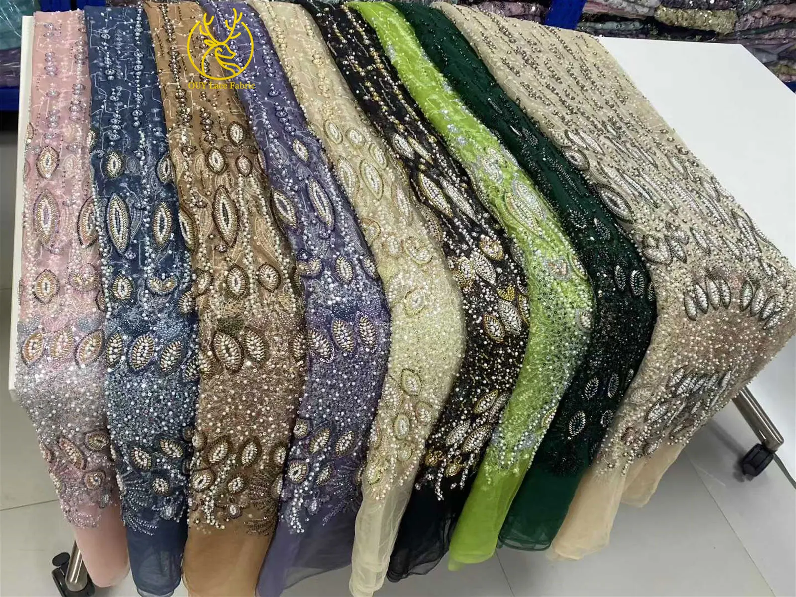 新デザインビーズレース生地5ヤード エレガントなフランスナイジェリアスパンコール刺繍チュールメッシュレース生地 パーティードレス縫製用