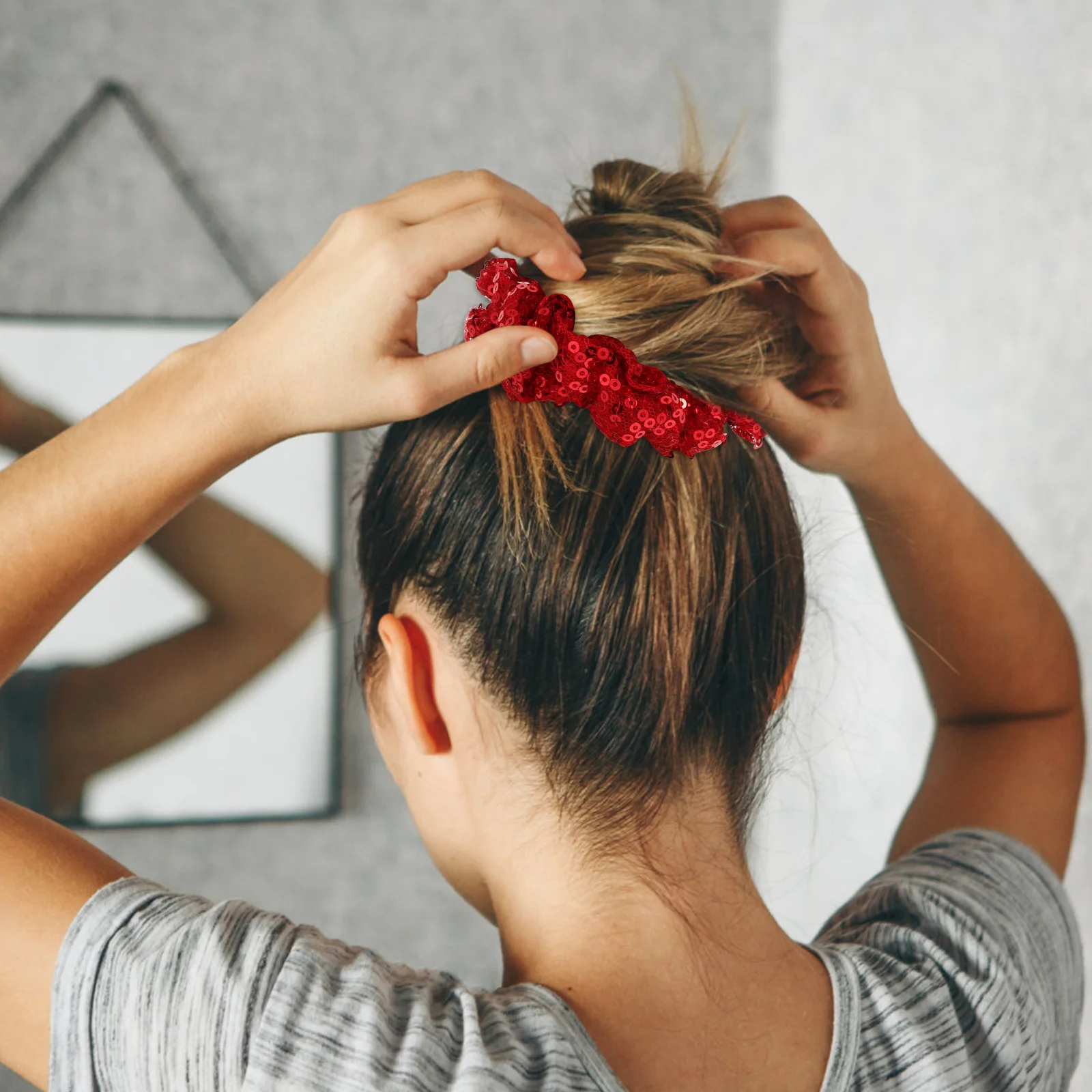 

4pcs Glitter Ties Christmas Party Ropes For Women Xmas Accessories Holiday Hair Accessories Hair Bands