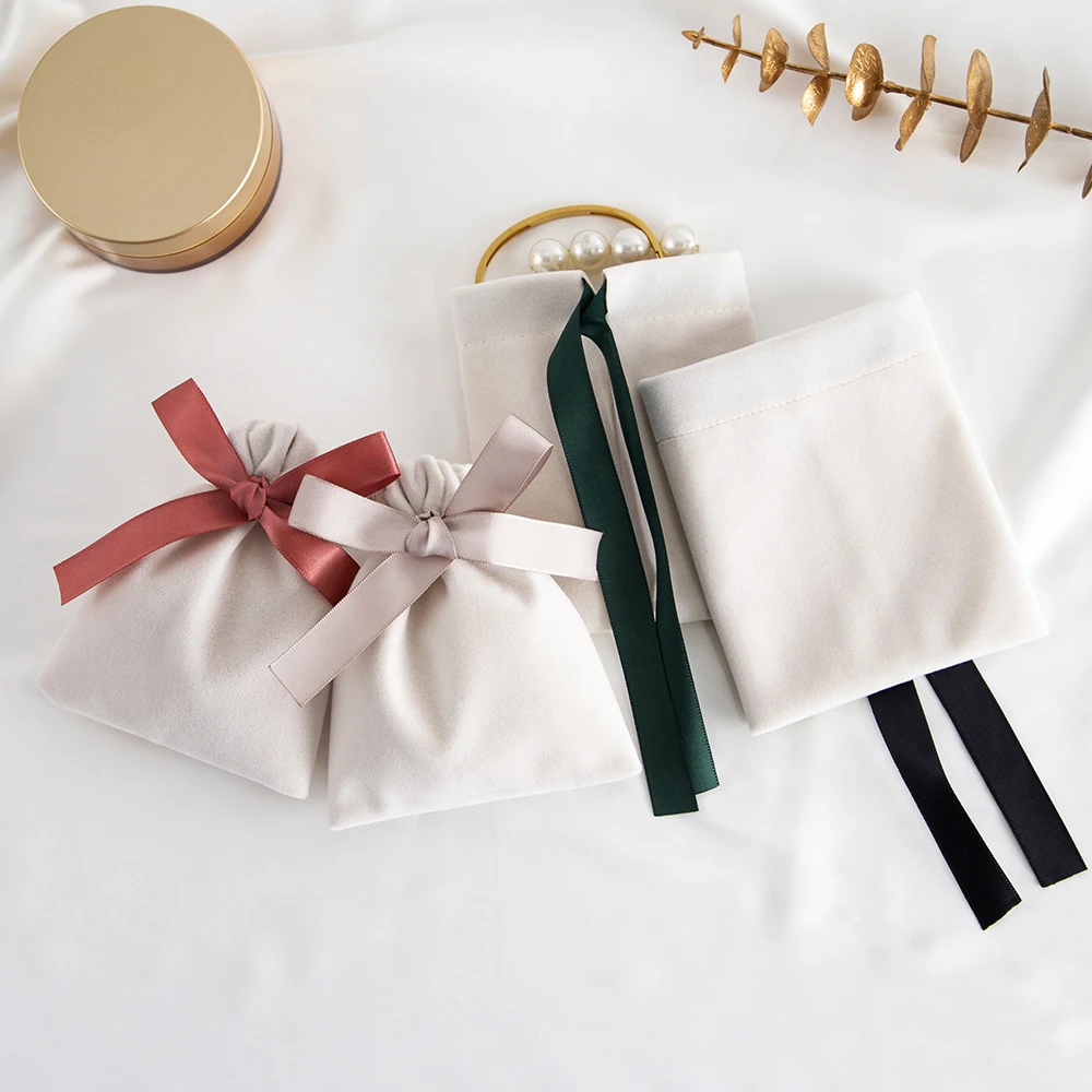 5 Stück beige Samtbeutel Schmuck Wildleder Geschenk 7x9cm 10x12cm 12x15cm 15x20cm Verpackung Hochzeit Gefälligkeiten Süßigkeiten Ohrringe Armband Beutel – Detail 15