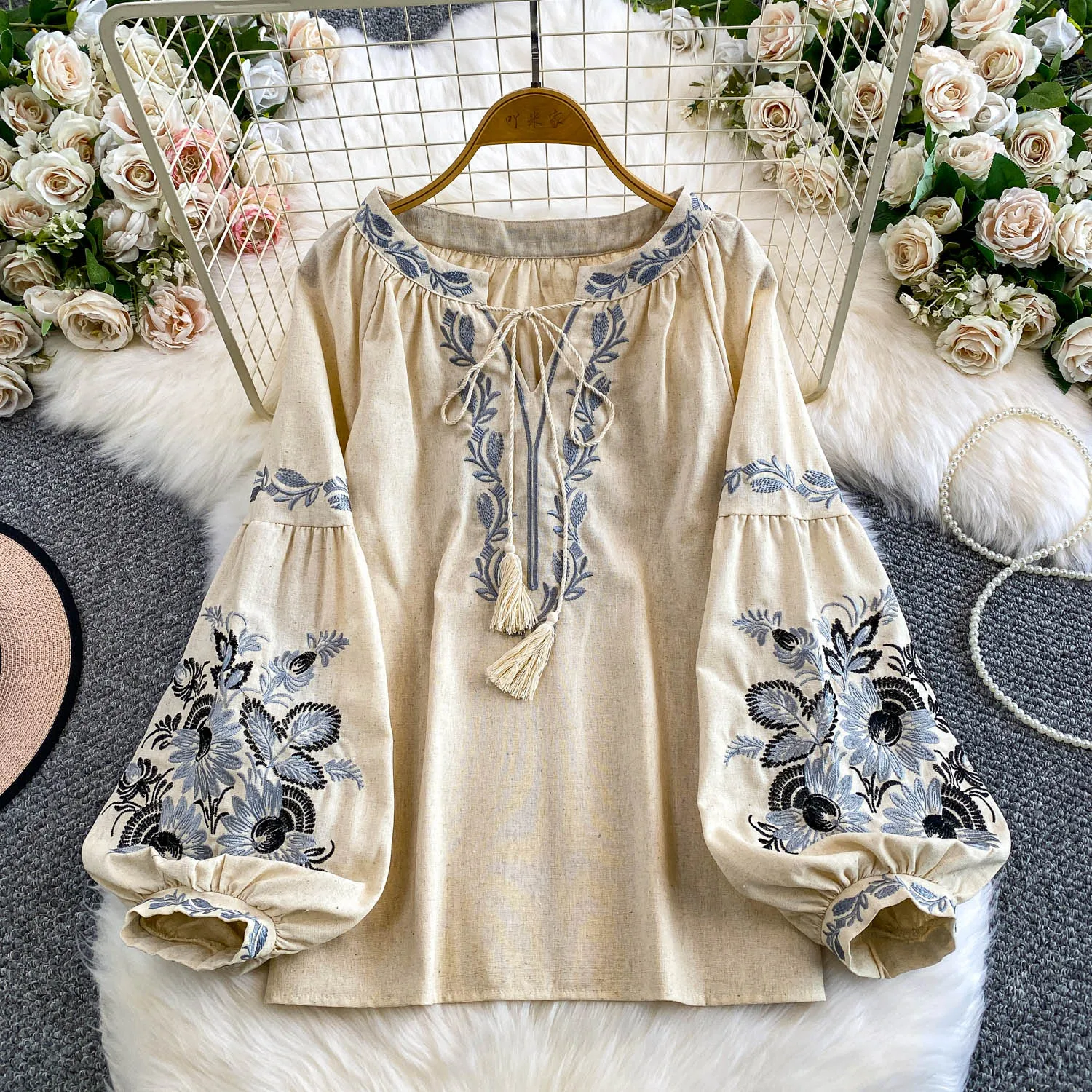 Apricot bottom blue embroidery