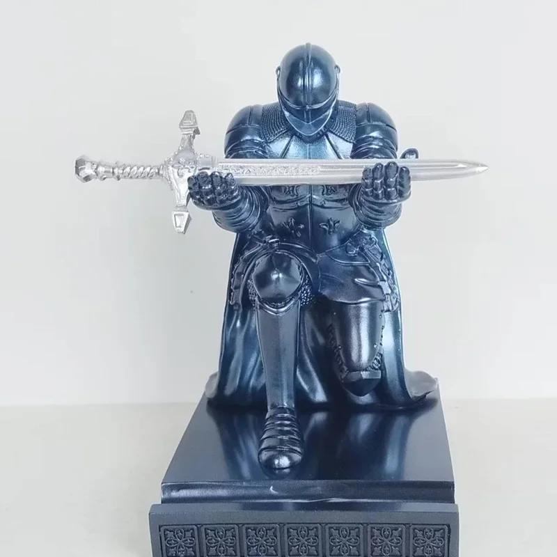 Resin Armor Knight Sculpture Accessories Study Office Pen Holder Decoration Items Home Livingroom Mobile Phone Holder Ornaments