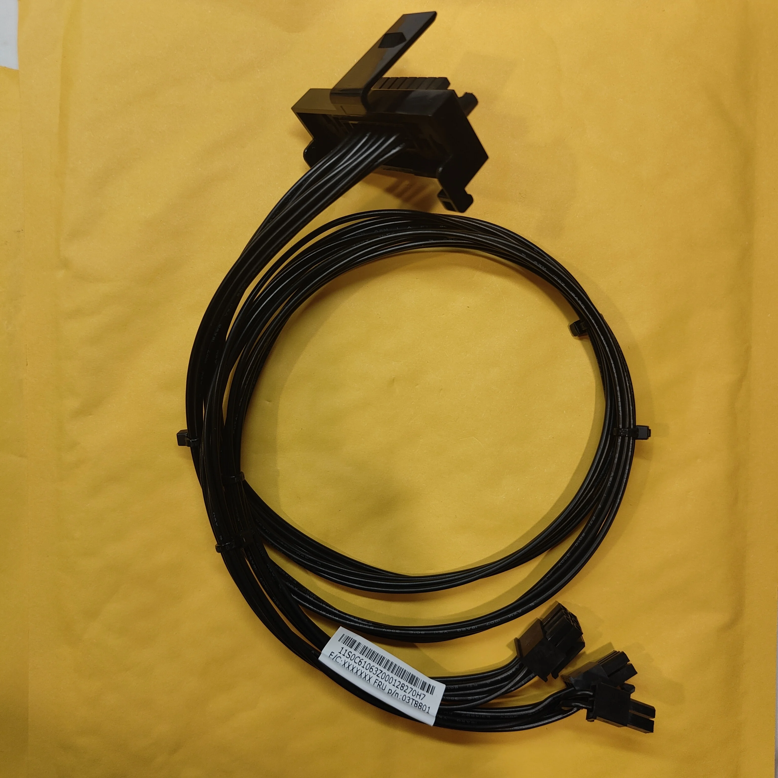 

brand new for Lenovo P500 P510 P700 P710 workstation graphics card distribution cable 03T8801