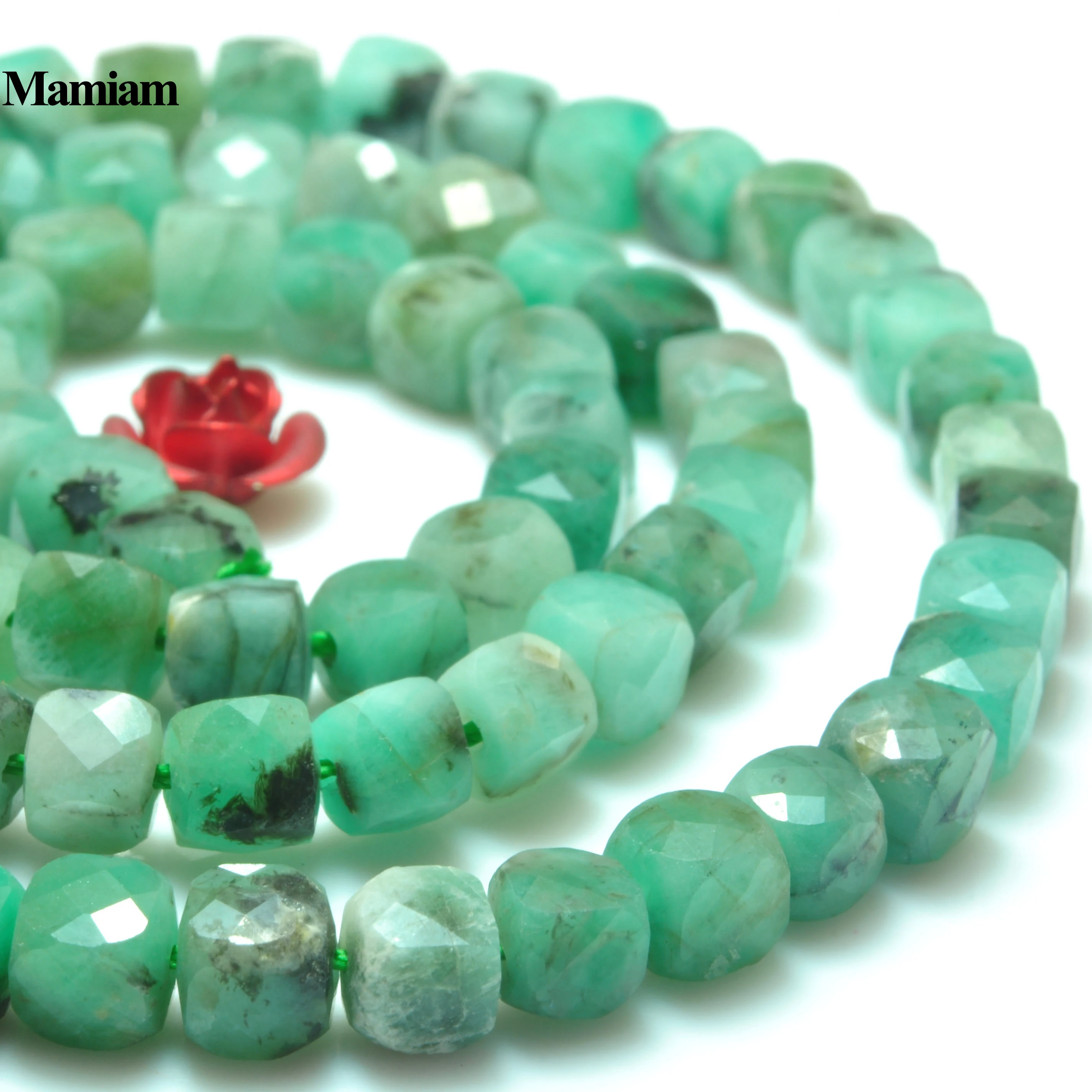 

Mamiam Natural Emerald Faceted Square Beads 4+-0.2mm Smooth Loose Stone Diy Bracelet Necklace Jewelry Making Gift Design