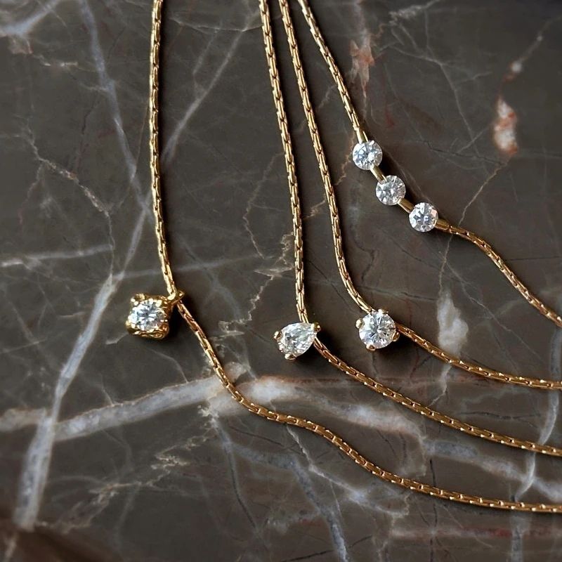 Aazuo Delicate Life 100% 18K Solid Yellow Gold Real Diamond Lovely Clavicle Necklace Gifted For Women Luxury Party 18 Inch Au750