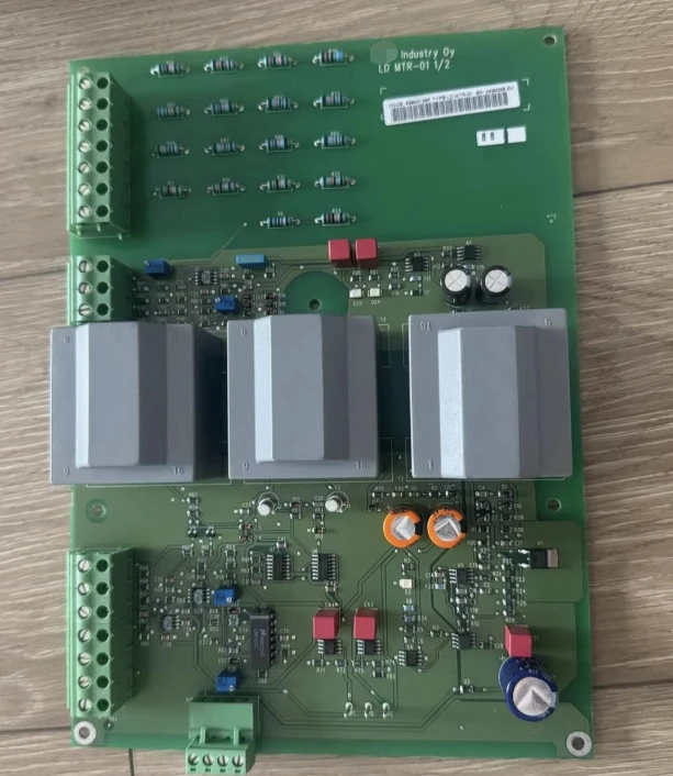 

Монтажная плата LD MTR-01 1/2 63940135F